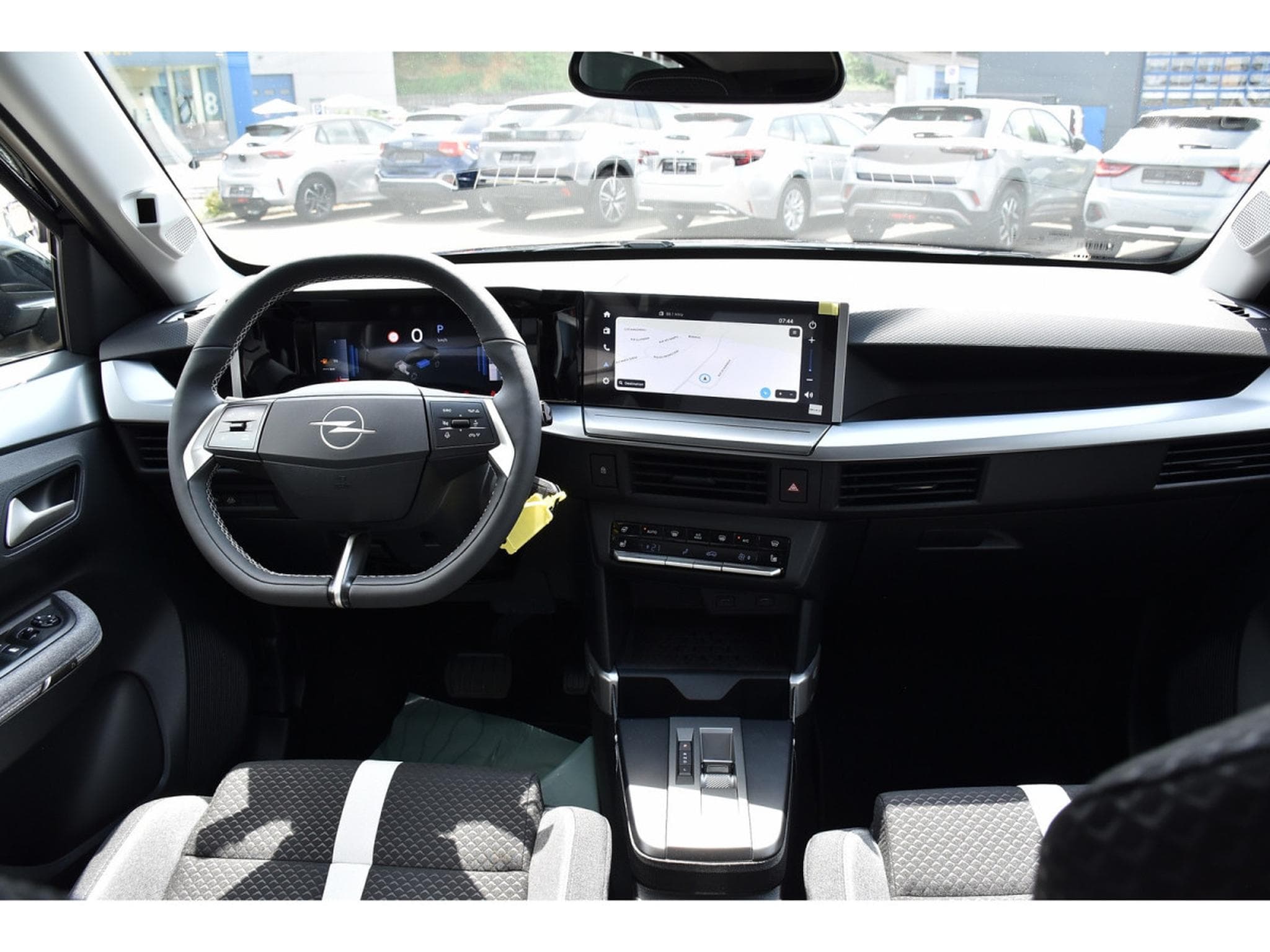 Opel Frontera 1.2 Turbo Hybrid GS e-DCT6 7 Pl. SG CHFF GPS SIDE CAM NEUF (2026) - Foto 10