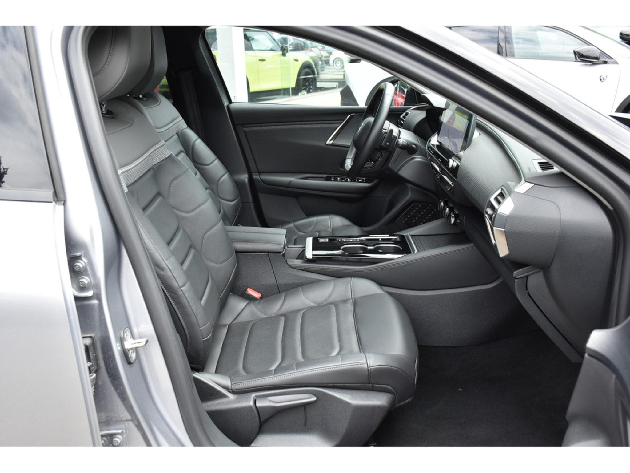 Citroën C5 X 1.2 130 PLUS EAT8 CUIR ACC HUD LANE 1° MAIN (2024) - Photo 7