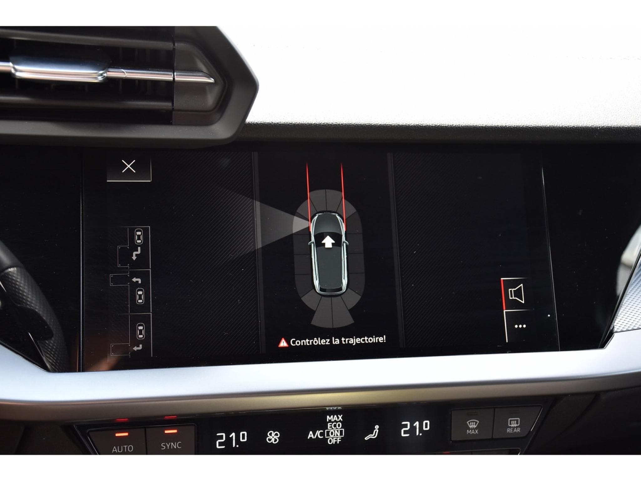 Audi A3 Sportback 40 TFSIe PHEV  S-Line S-Tronic ACC LANE CAM PARK (2023) - Photo 18