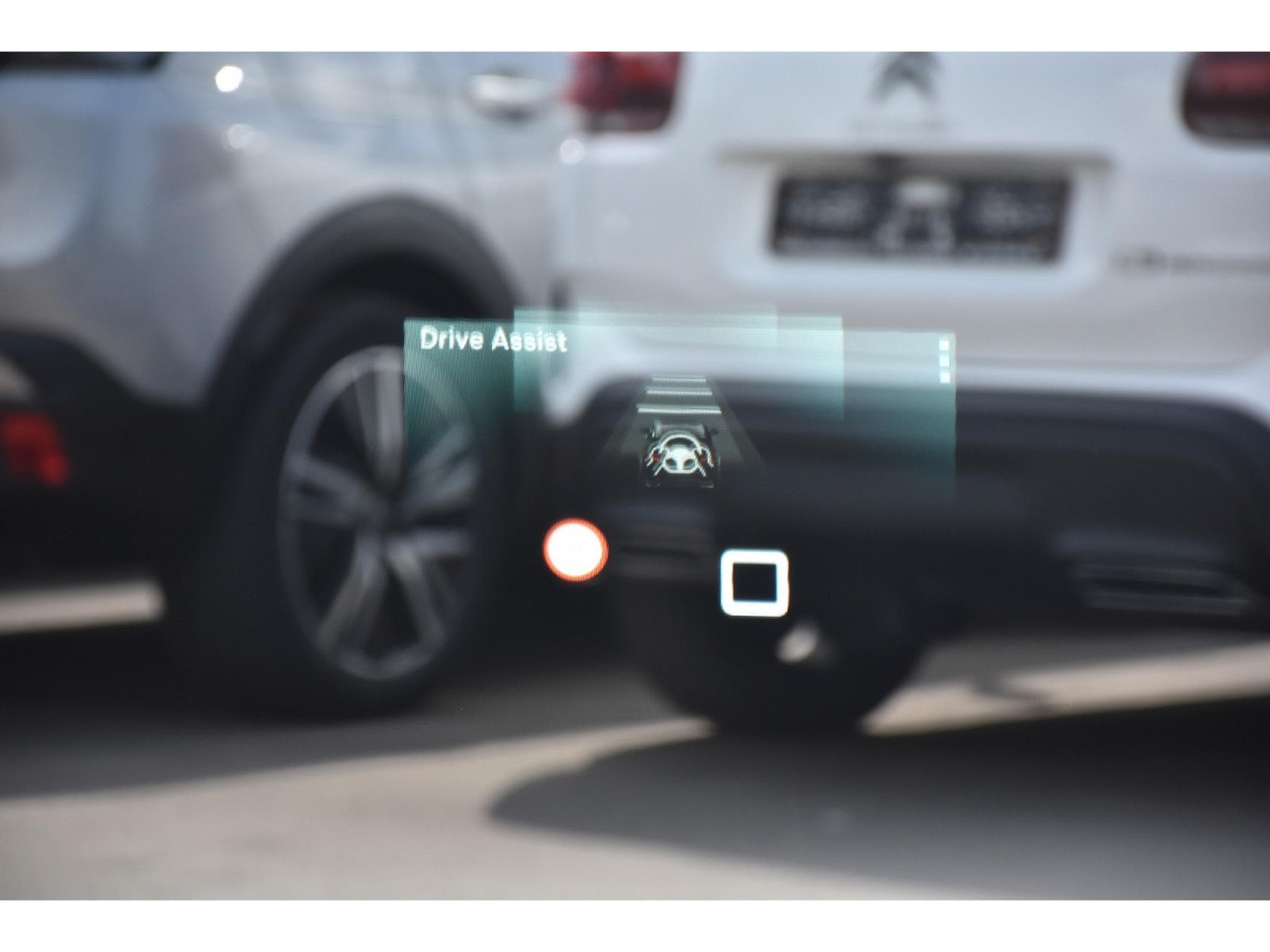 Citroën C5 X 1.2 PureTech PLUS EAT8 CUIR ACC HUD LANE NEUVE (2024) - Photo 18