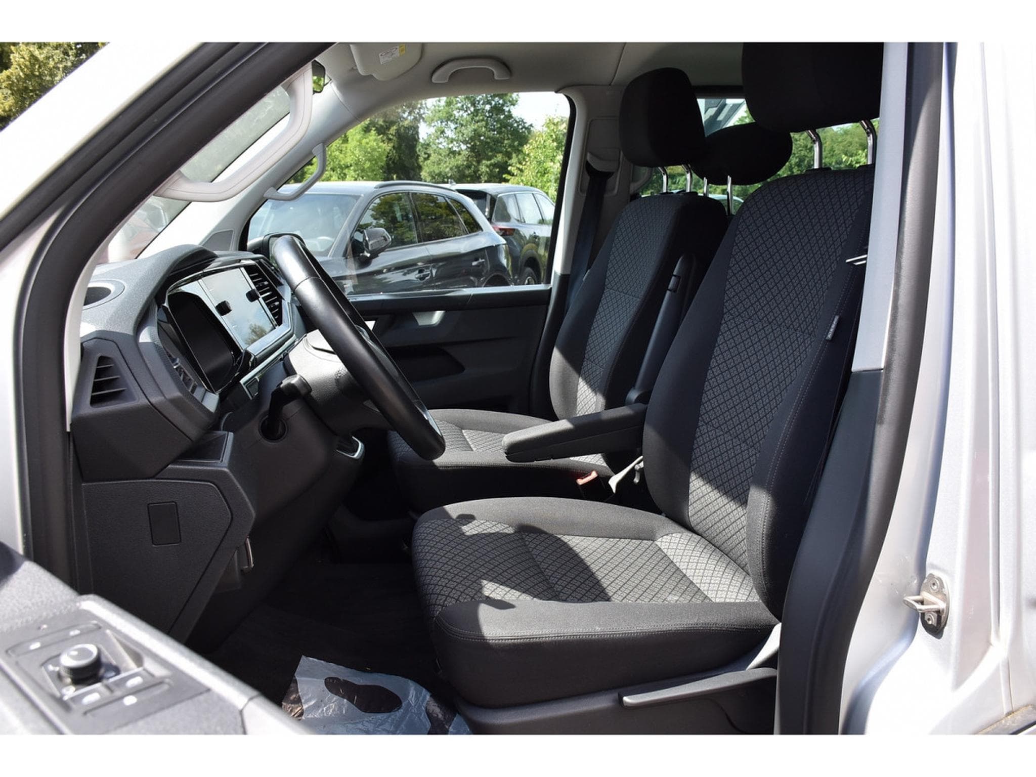 VW T6.1 2.0 TDI Bulli DSG 7PL. ACC SIDE GPS CAM ATT RMQ LED (2021) - Photo 6