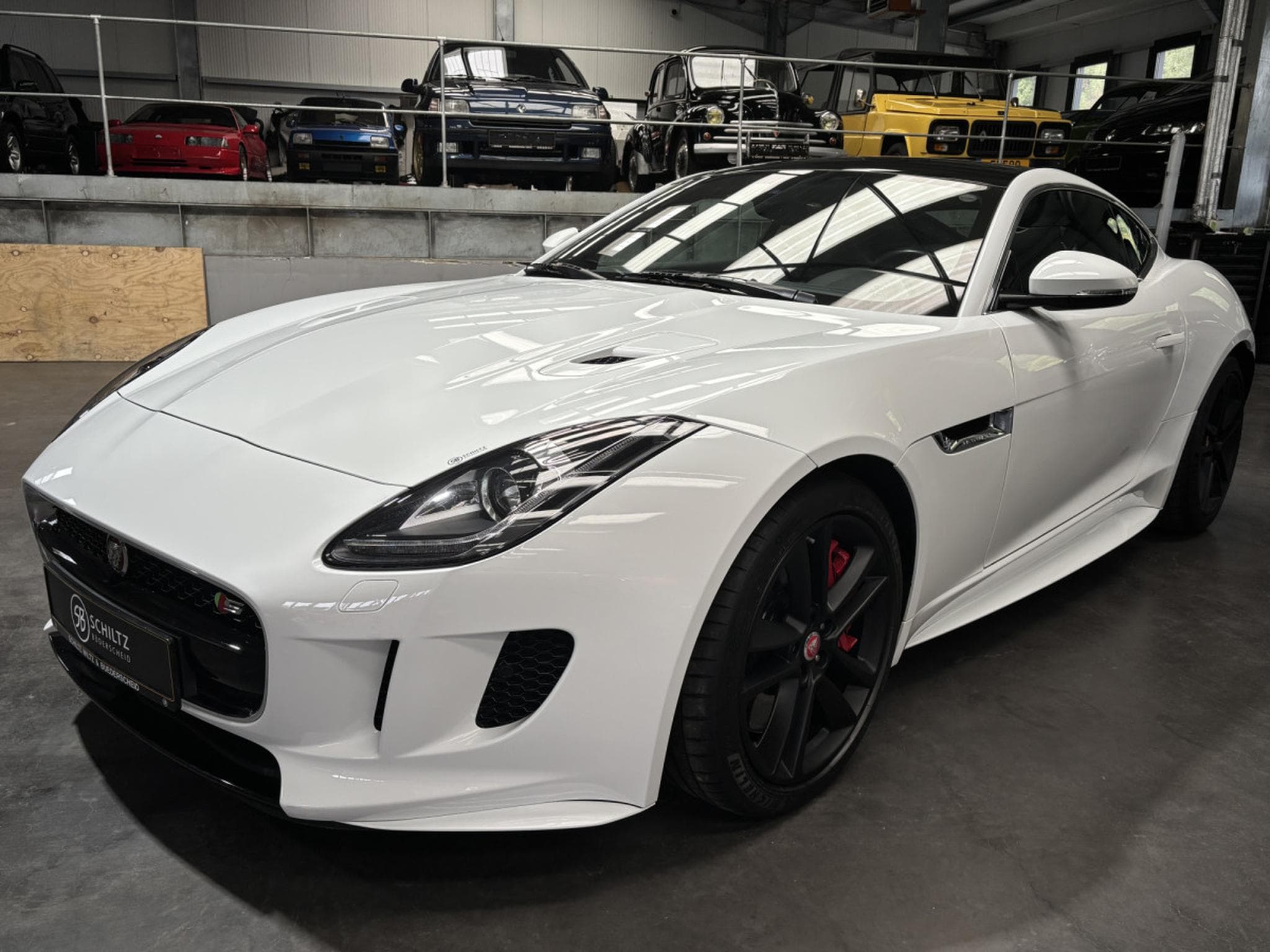 Jaguar F-Type 3.0L SC V6 AWD S (2016) - Photo 6