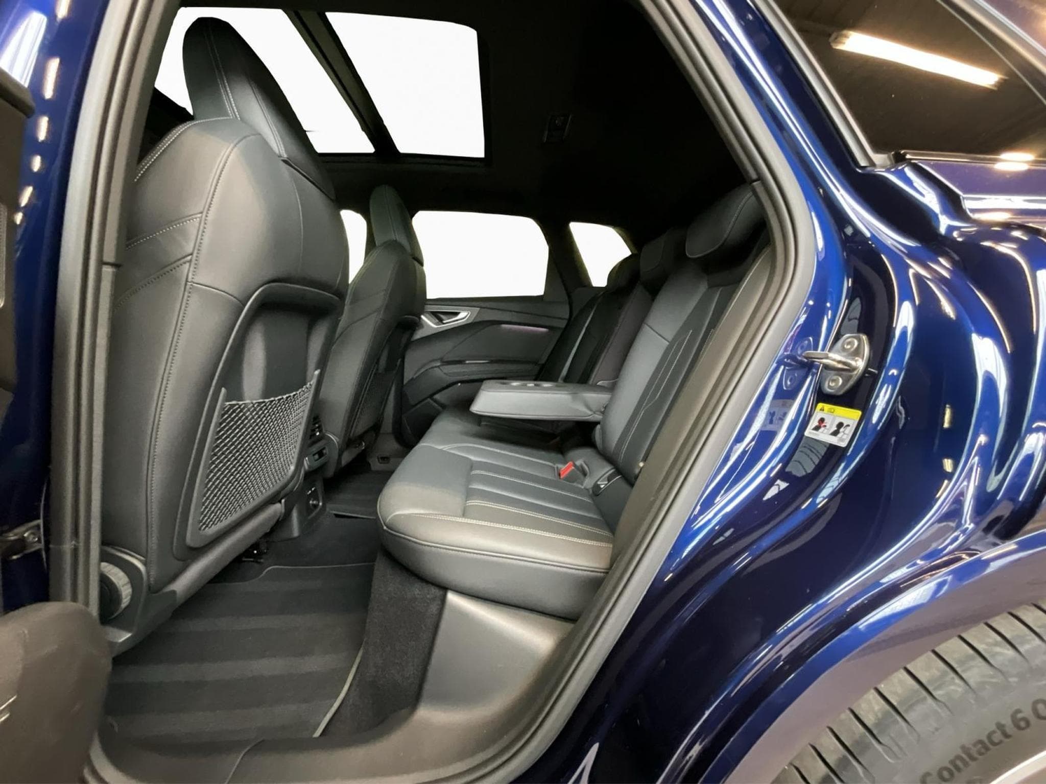 Audi Q4 e-tron 77kWh+E-Tron55+Quattro+S-Line+P.Climatisation+P.Premium+Pano (2024) - Photo 17