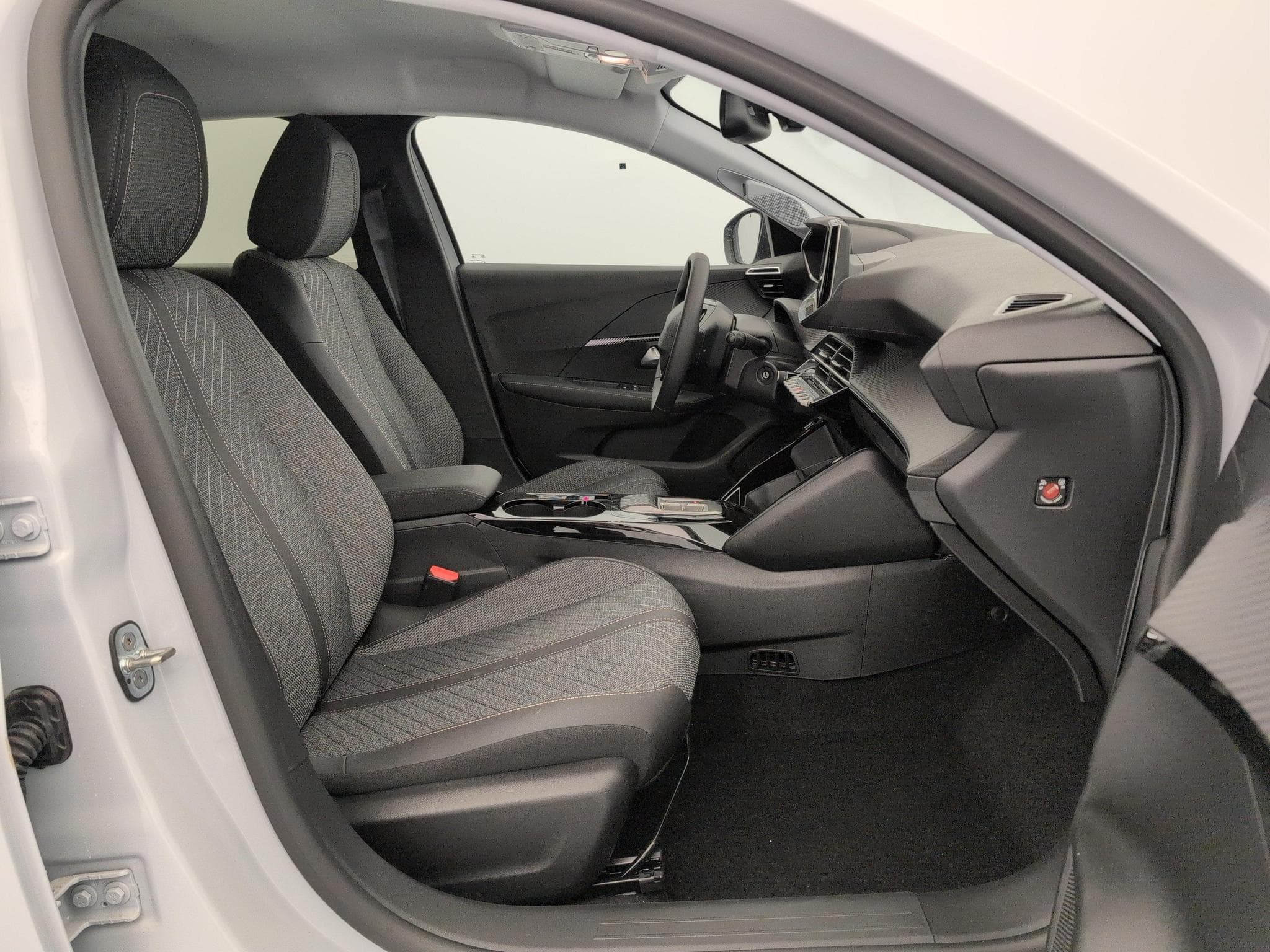 Peugeot 208 Hybrid 110 ch e-DCS6 Allure (2026) - Photo 7
