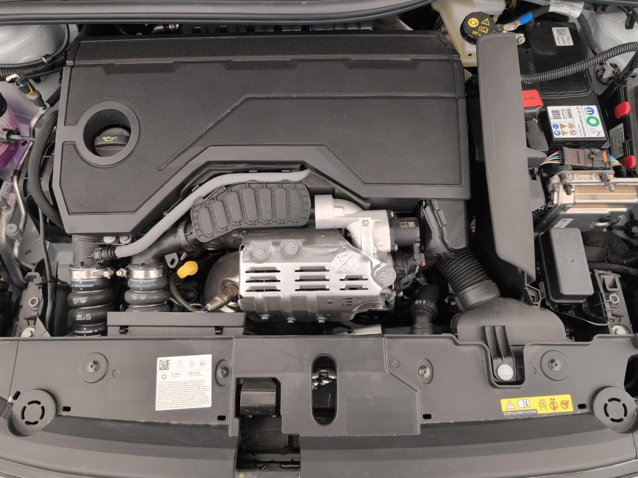 Peugeot 208 Hybrid 110 ch e-DCS6 Allure (2026) - Photo 17