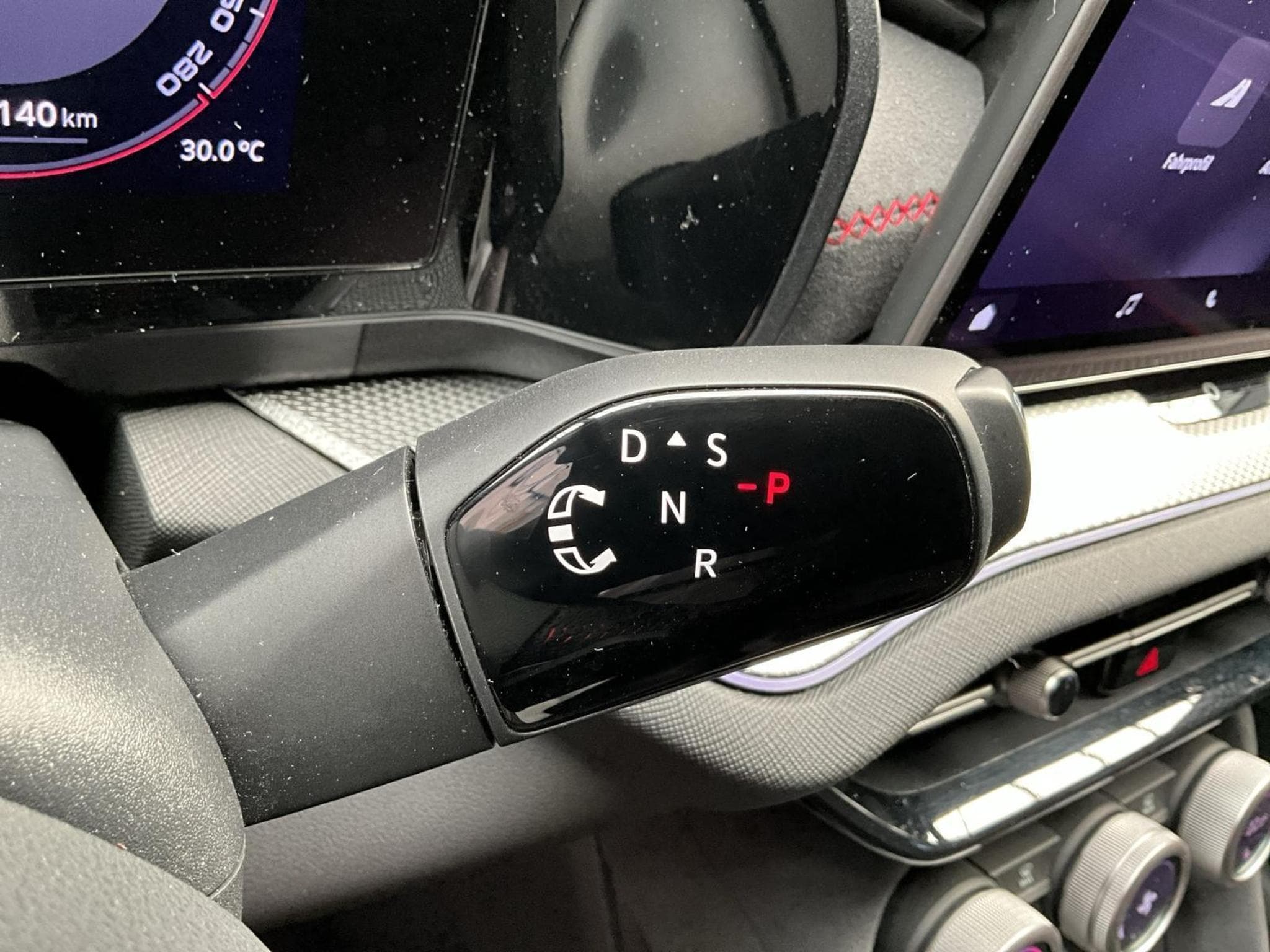 Skoda Kodiaq RS+DSG+LED+Branded+Navi+360° (2025) - Photo 12