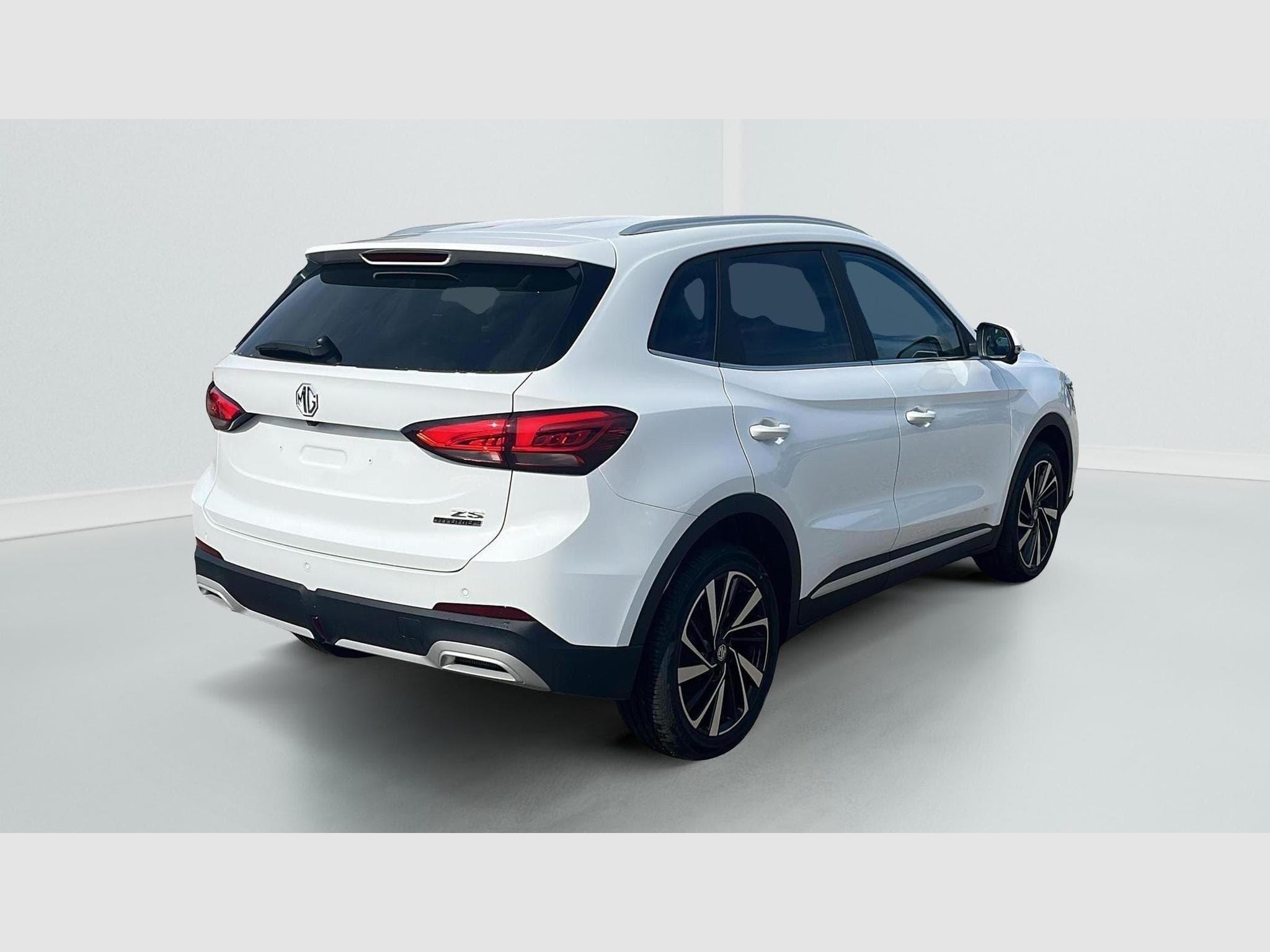 Mg ZS 1.5 L Hybrid+ 197 ch Luxury (2025) - Photo 7