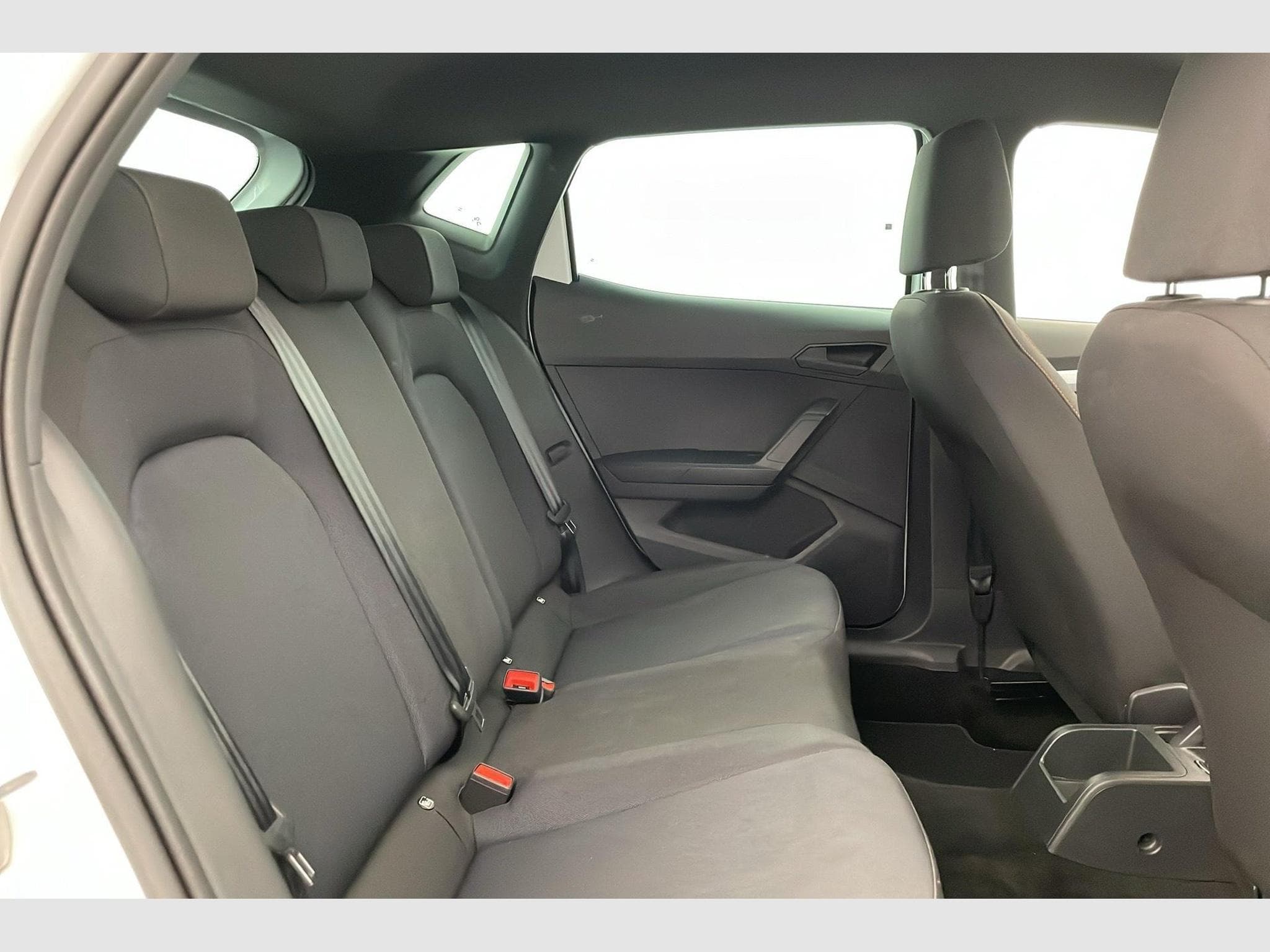 Seat IBIZA 1.0 TSI 115 CH S/S DSG7 FR (2025) - Foto 10