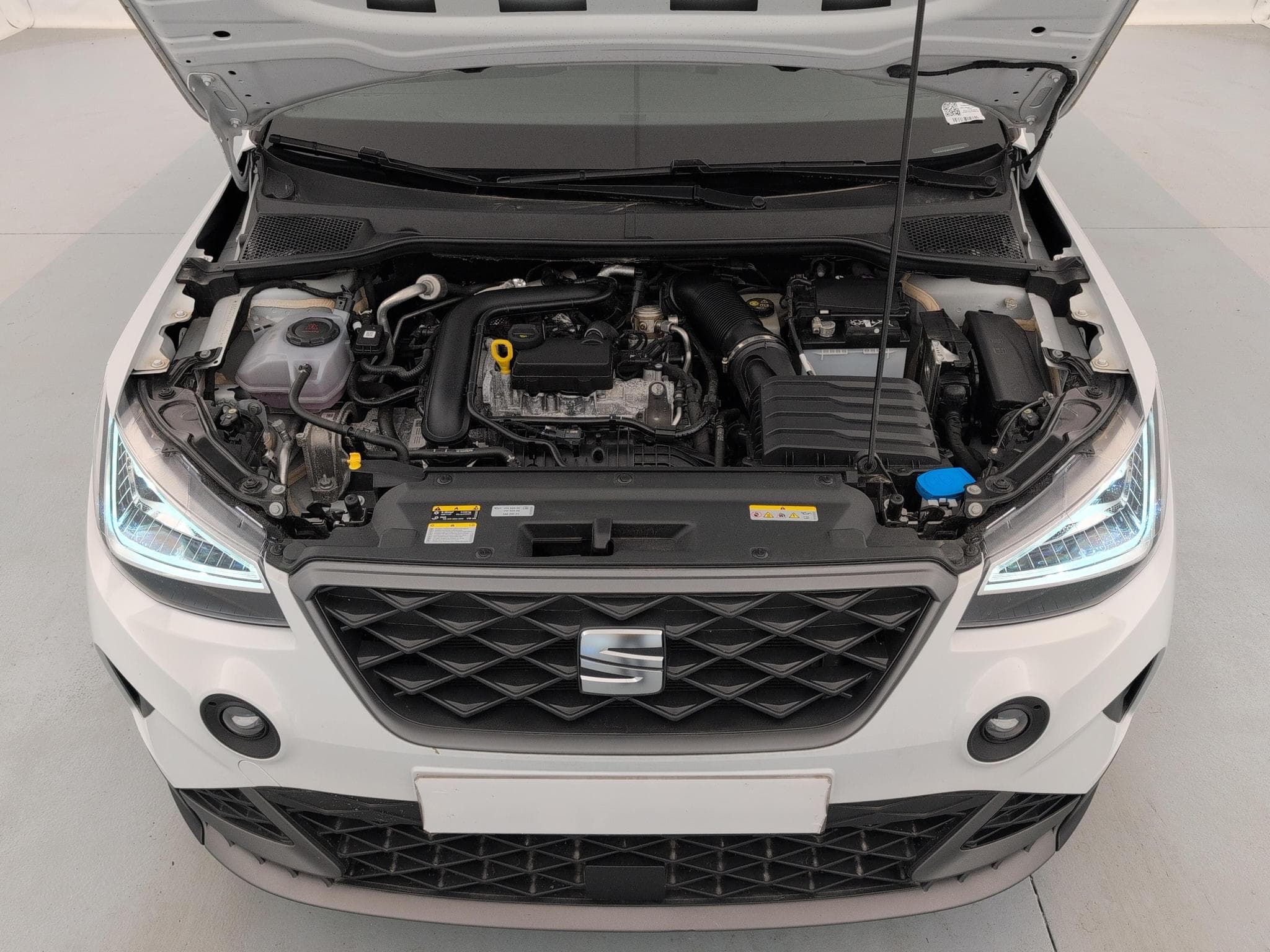 Seat Arona 1.0 TSI 95 CH START/STOP BVM5 FR (2025) - Foto 18