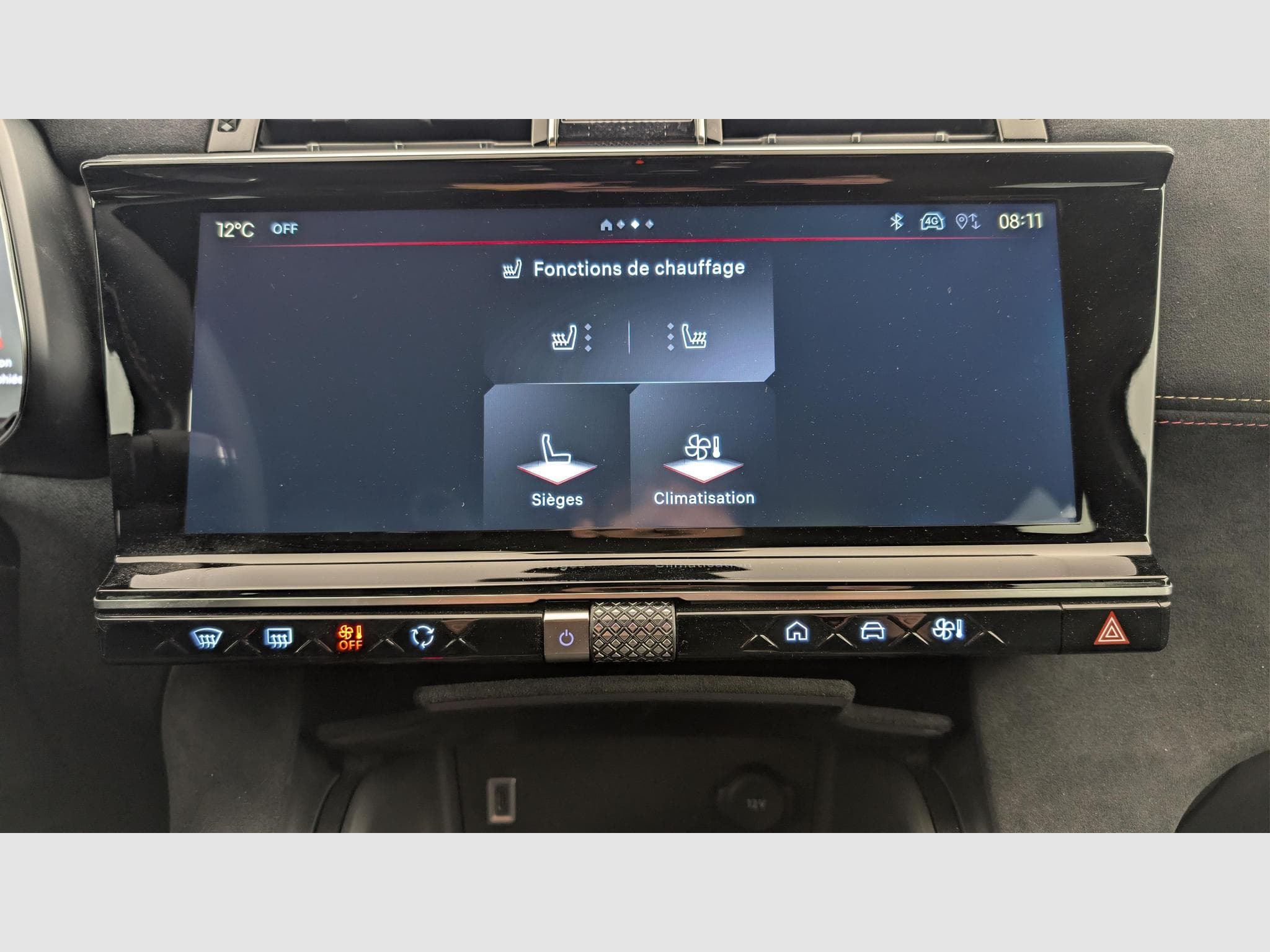 DS Automobiles DS7 BlueHDi 130 EAT8 Pallas (2025) - Photo 20