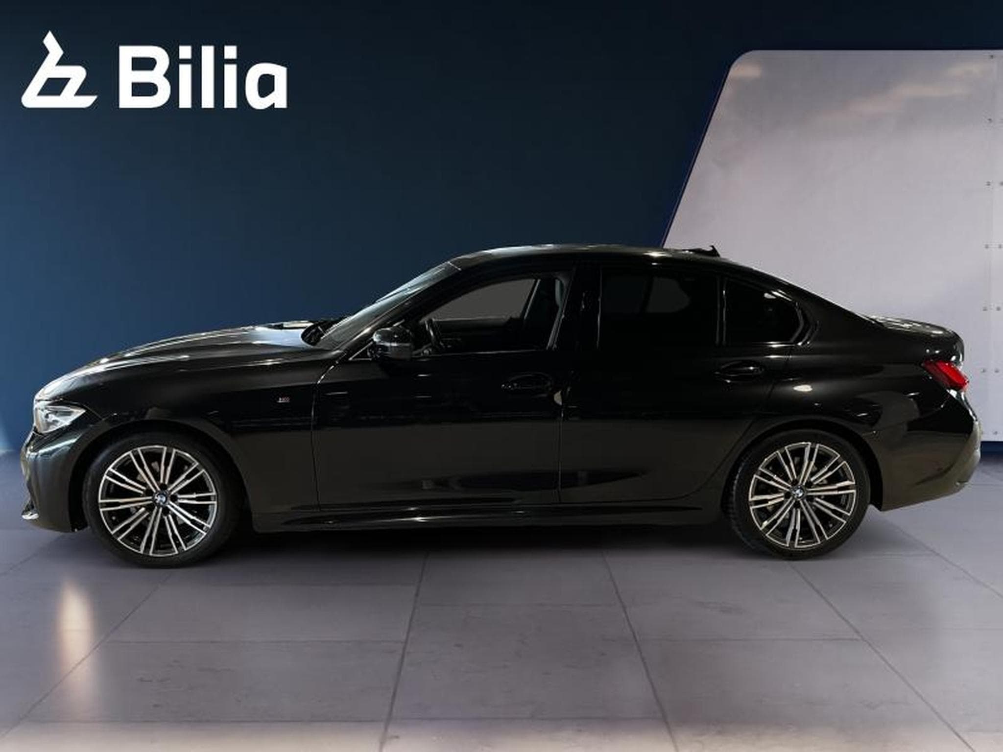 BMW 320 320i Berline M Sport (2022) - Photo 3