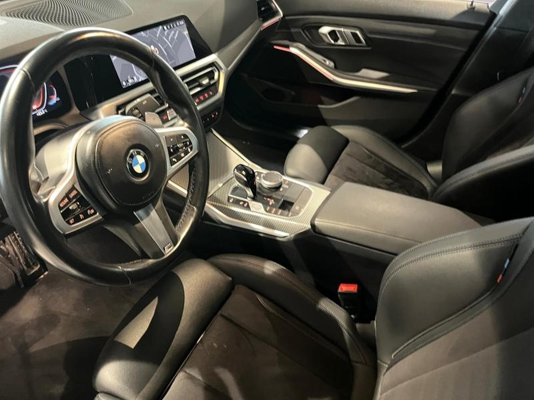 BMW 320 320i Berline M Sport (2022) - Photo 10