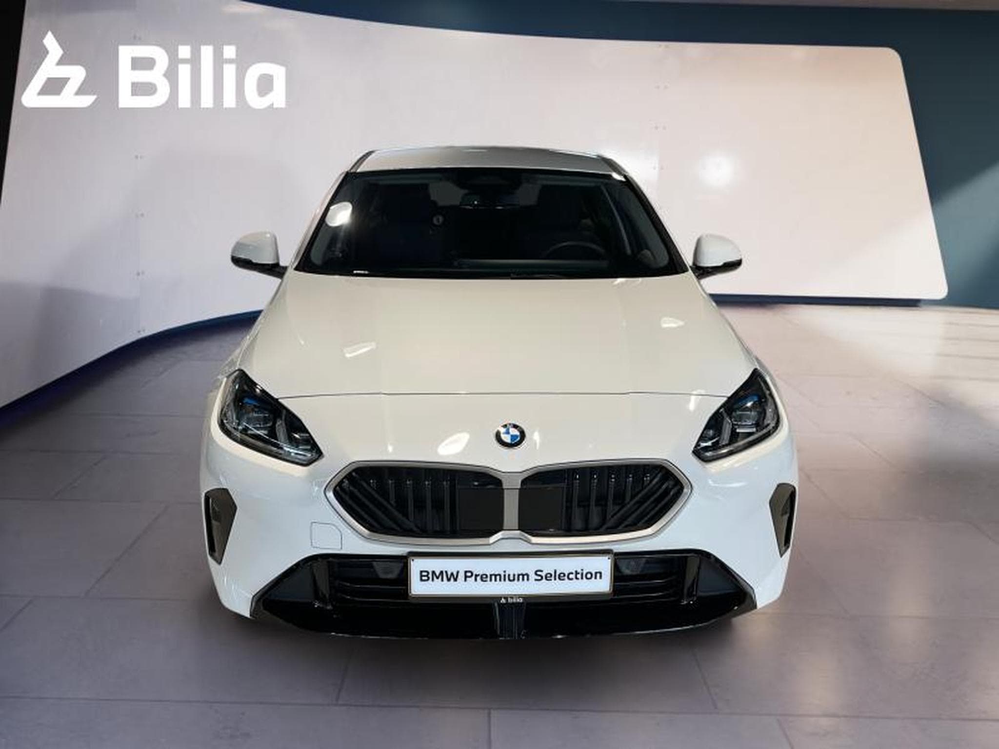 BMW 120 120i Hatch M Sport (2025) - Photo 2