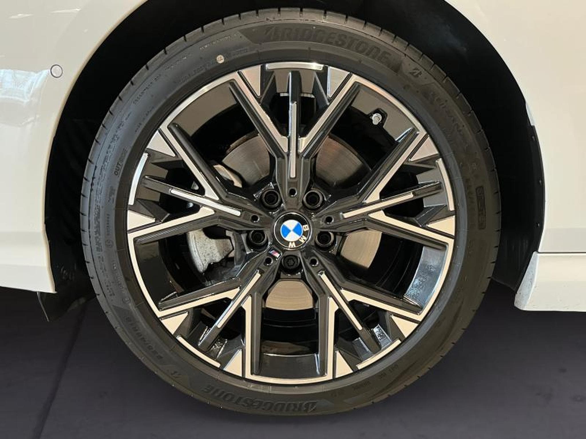 BMW 120 120i Hatch M Sport (2025) - Photo 9