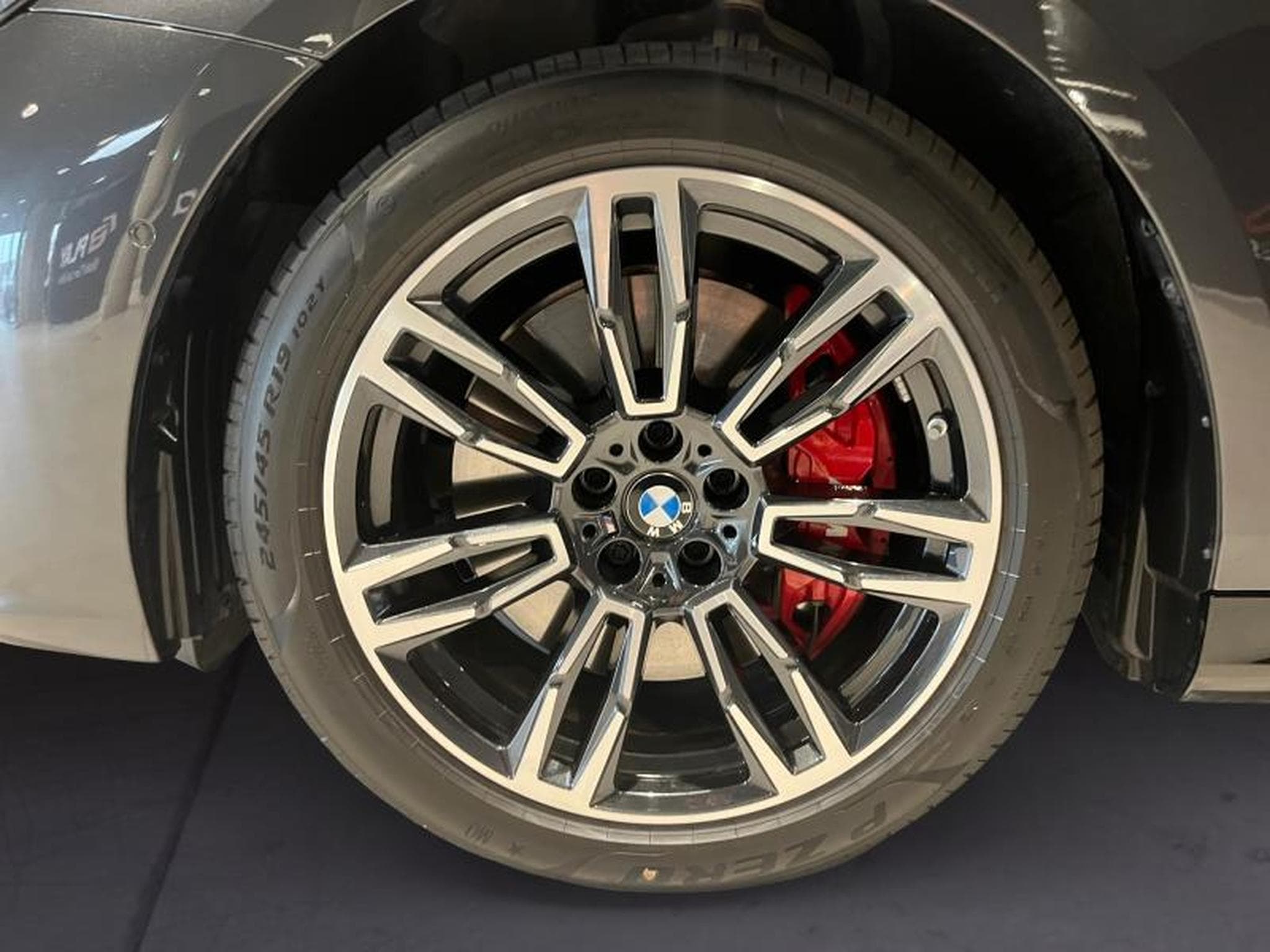 BMW 540 540d xDrive Touring M Sport (2025) - Photo 9