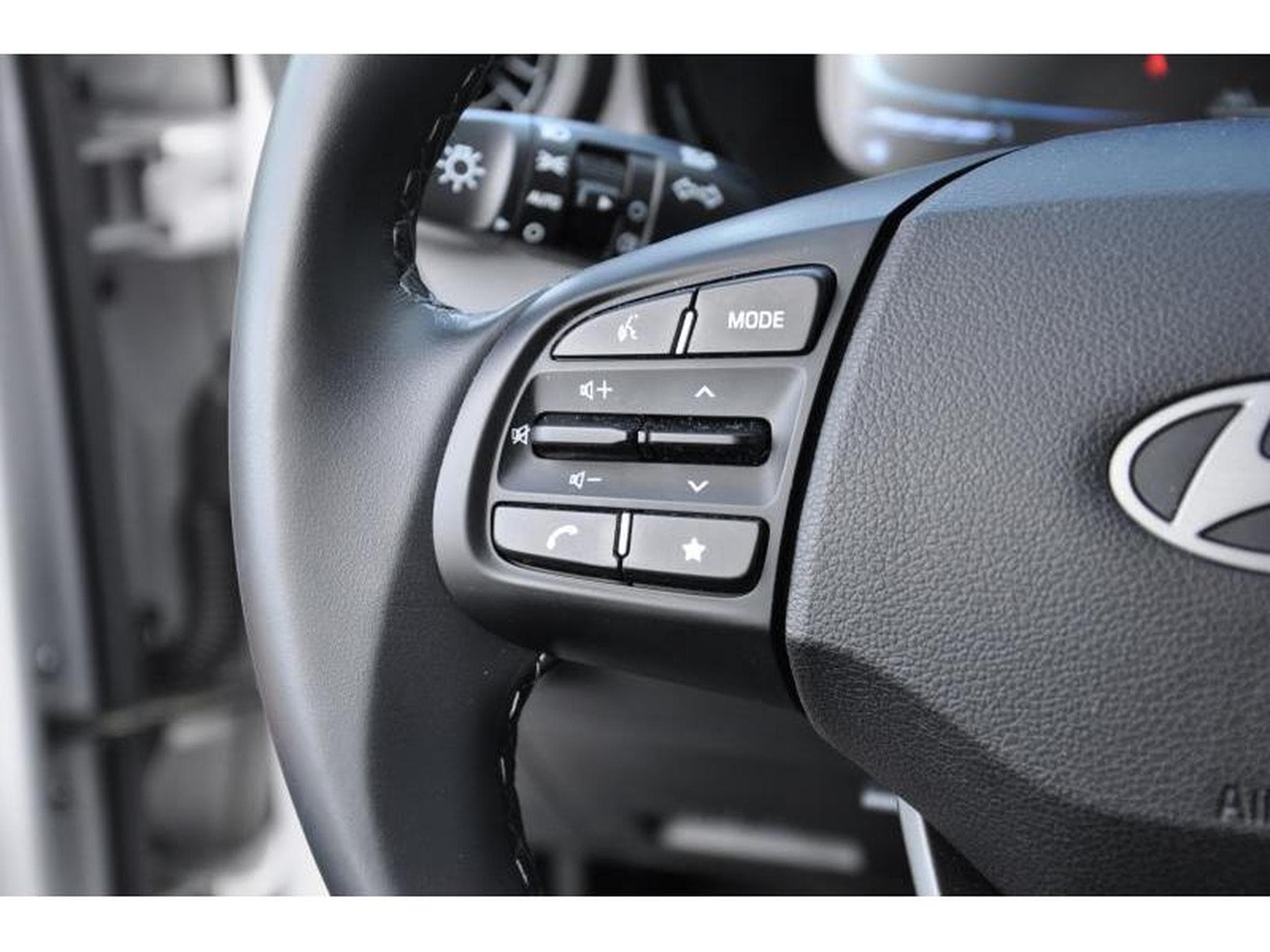 Hyundai i10 TWIST 63 MT5 (2025) - Photo 15