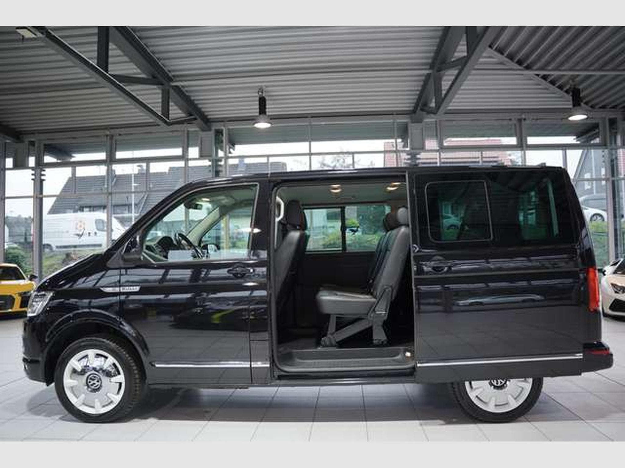 VW T6.1 2.0 TDI DSG Comfortline *ACC*8-Sitz (2017) - Foto 11