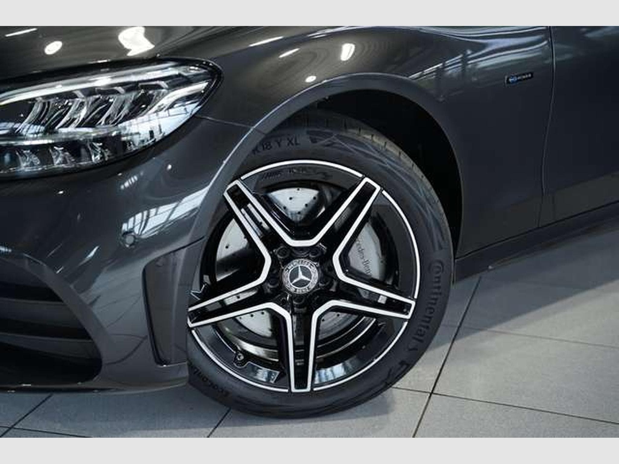 Mercedes C 300 t e AMG Line *1.Hand *Pano *Night *Leder (2021) - Photo 3