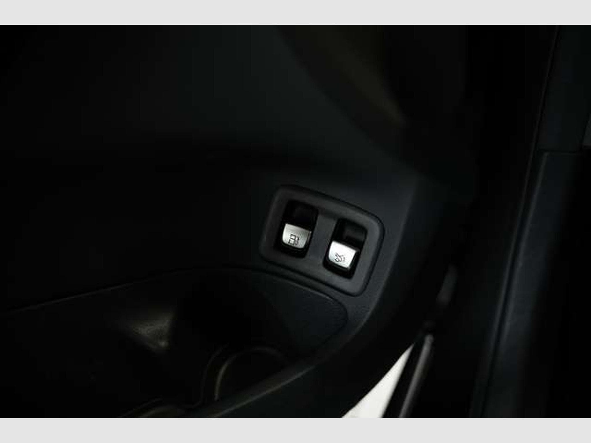 Mercedes C 300 t e AMG Line *1.Hand *Pano *Night *Leder (2021) - Photo 28