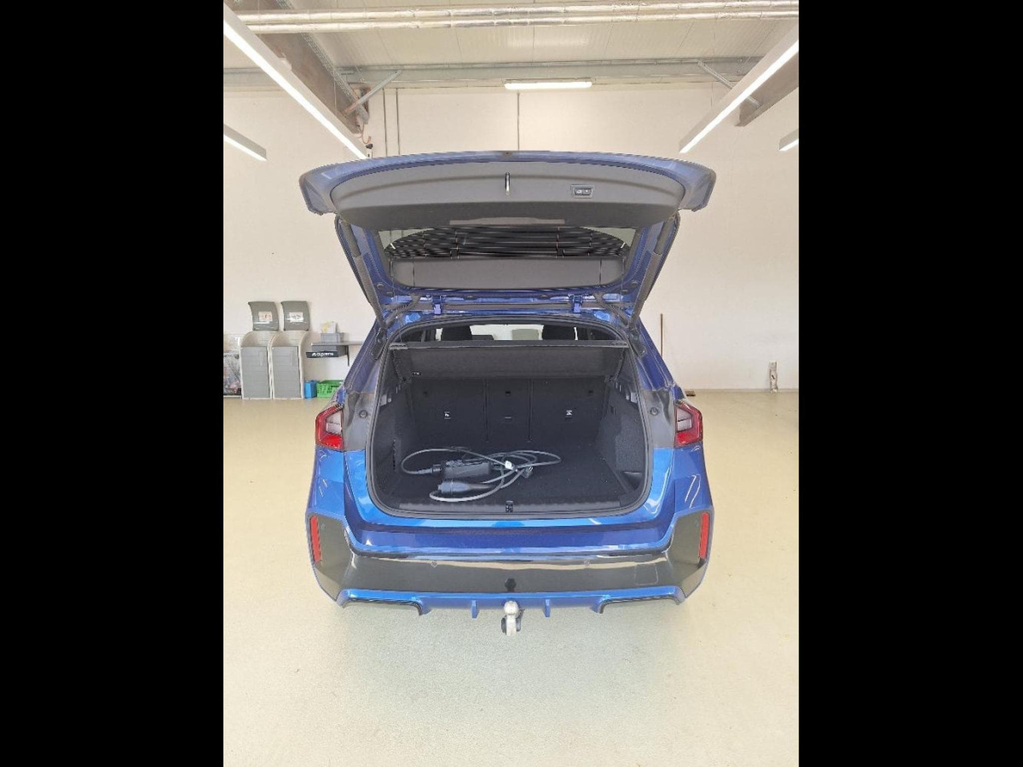 BMW iX1 BEV 67KWH XDRIVE30 (200KW) 4WD AUTO M-Sport (2023) - Photo 9