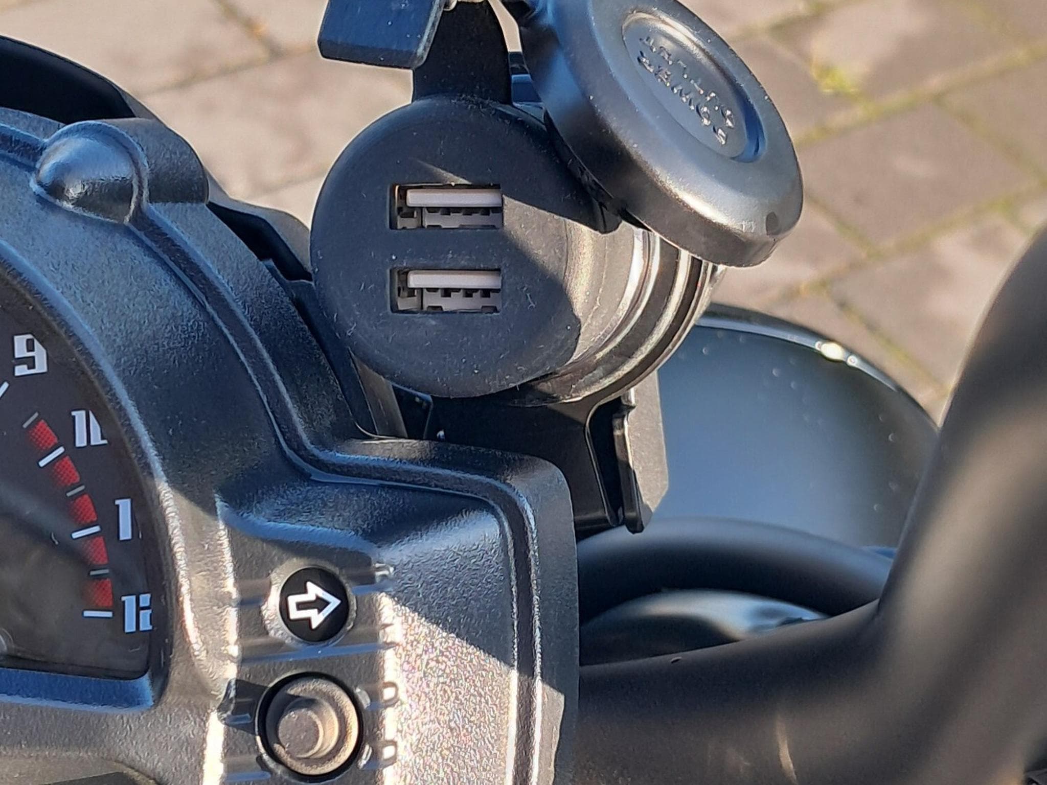 Kawasaki Vulcan S (2024) - Photo 13