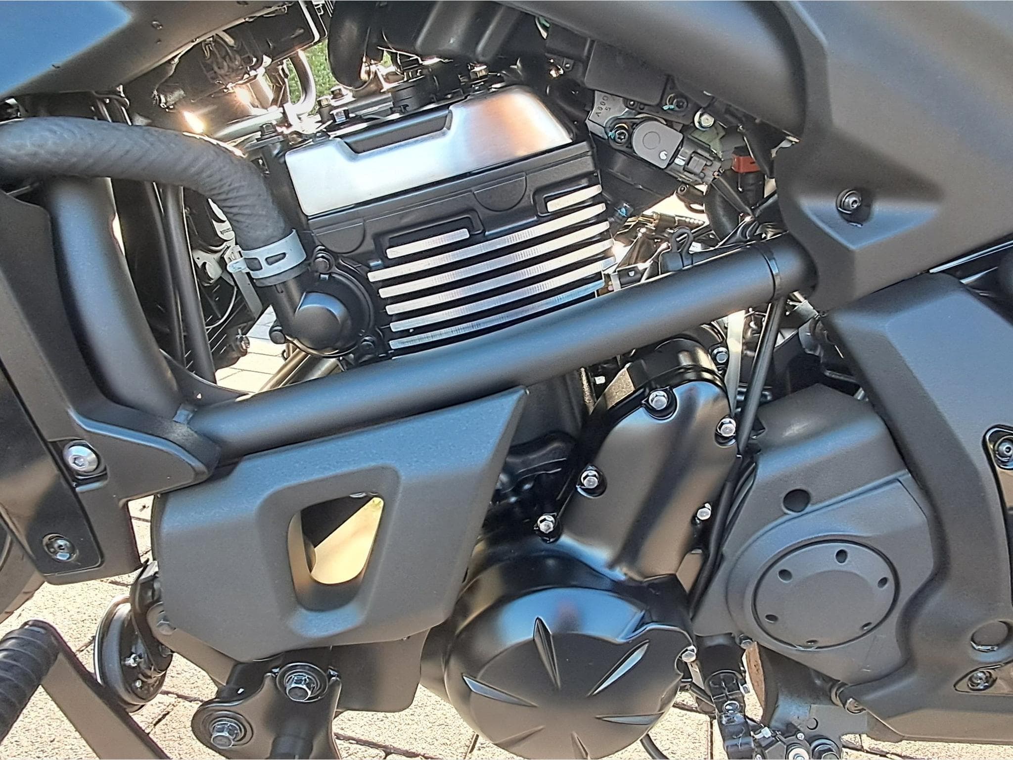 Kawasaki Vulcan S (2024) - Photo 15