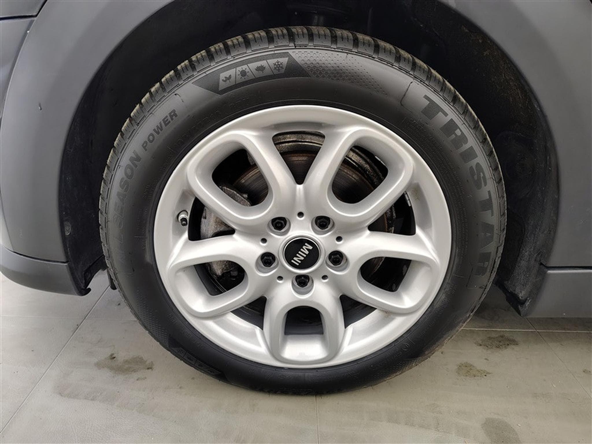 MINI Cooper 1.5A Cooper DCT S-CUIR / NAVI / FULL LED / PDC (2023) - Photo 6