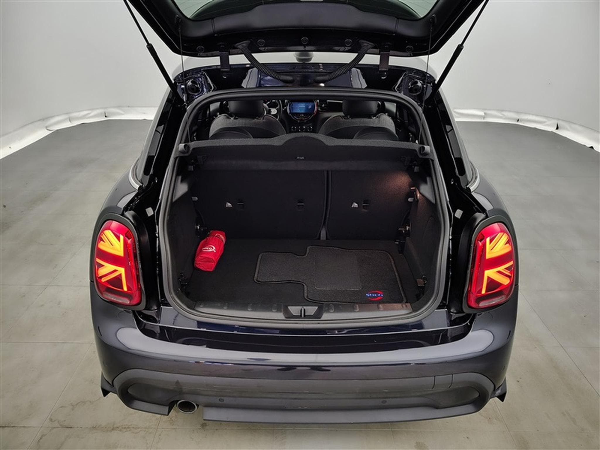 MINI Cooper 1.5A Cooper DCT S-CUIR / NAVI / FULL LED / PDC (2023) - Photo 14