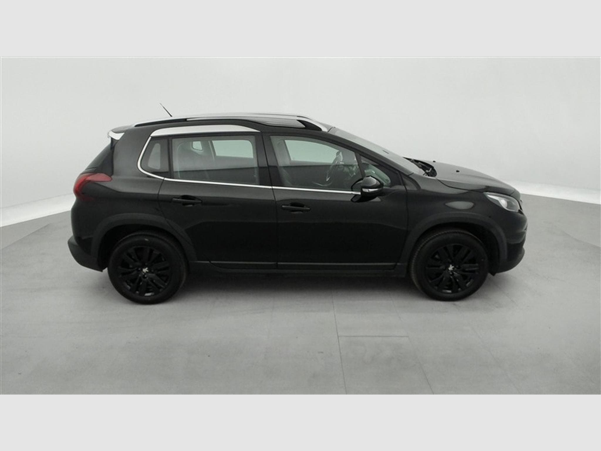 Peugeot 2008 1.2 PureTech Allure S-CUIR / NAVI / CARPLAY (2018) - Photo 23