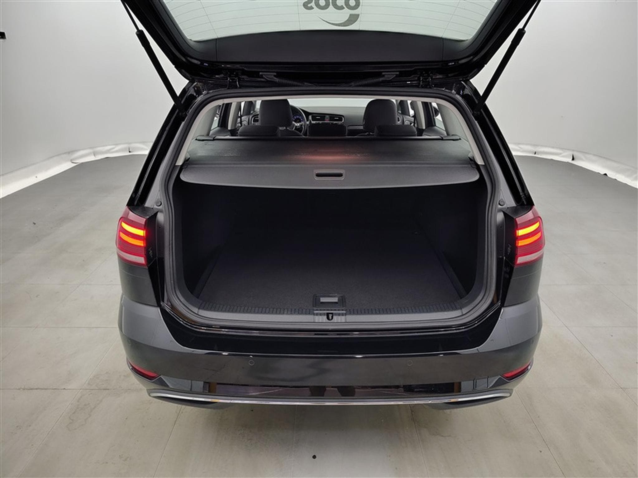 VW Golf 1.4 TSI 150cv Comfortline NAVI / PDC AV+AR / JA 16" (2019) - Photo 14