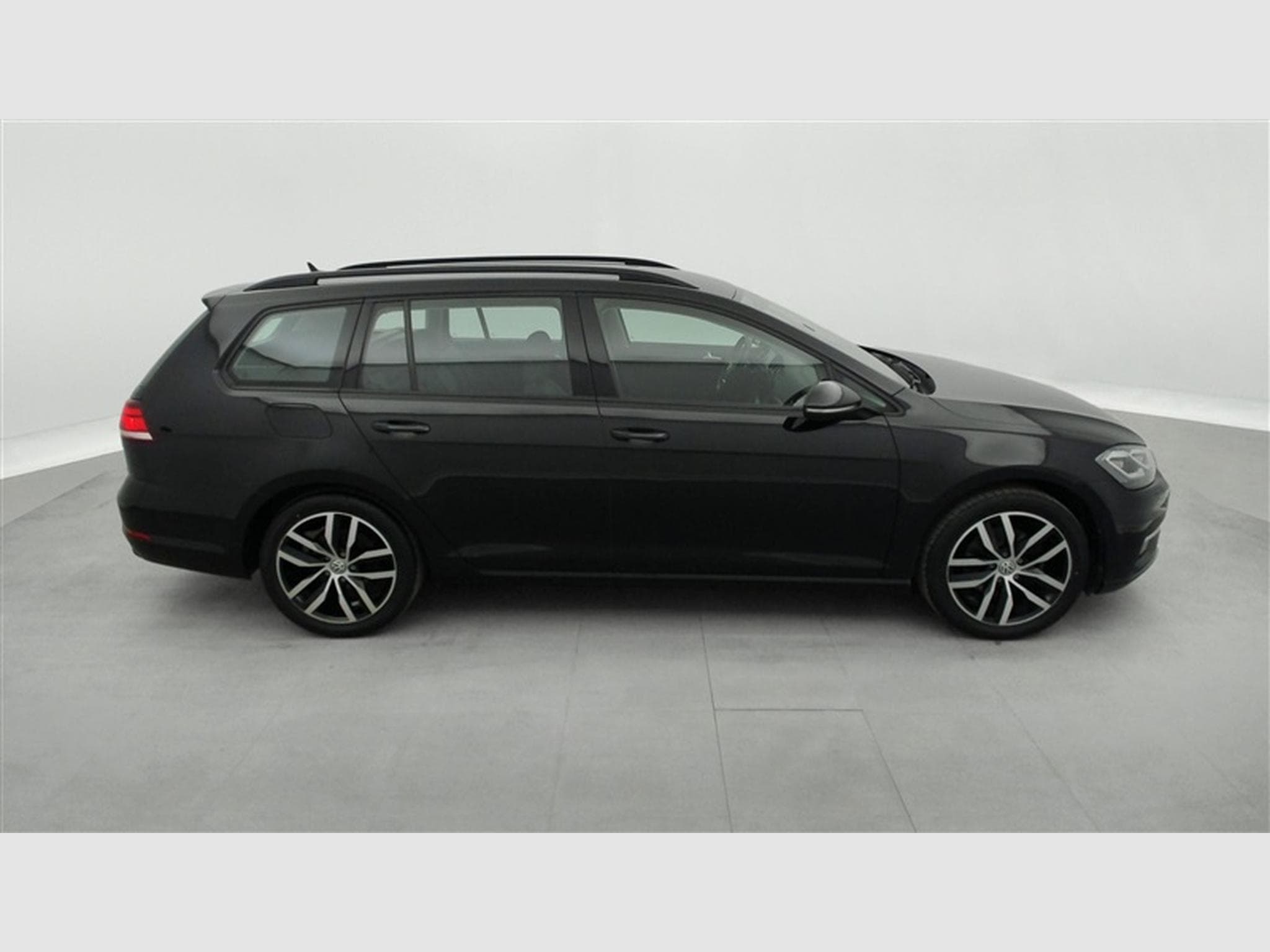 VW Golf 1.4 TSI 150cv Comfortline NAVI / PDC AV+AR / JA 16" (2019) - Photo 24