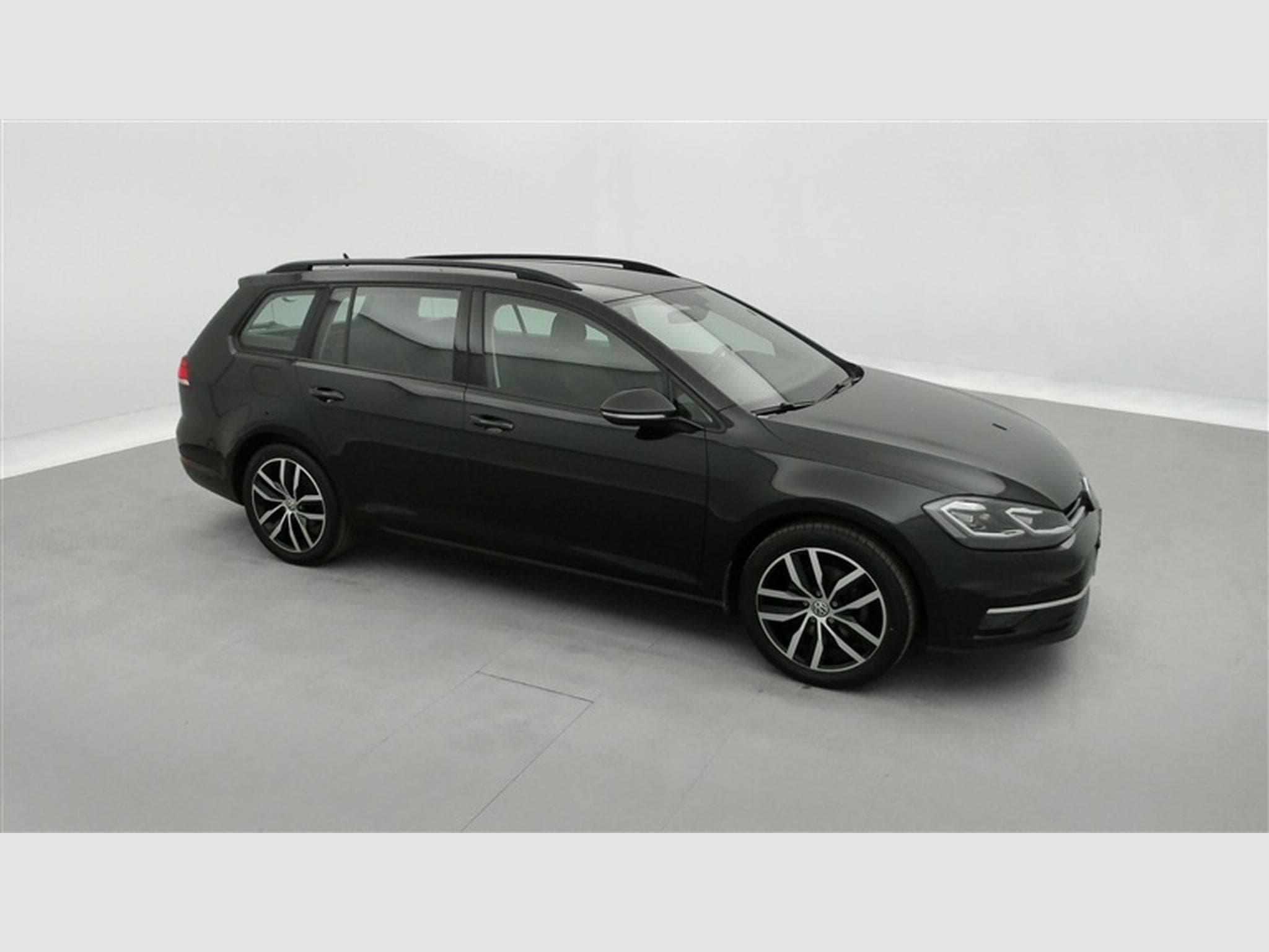 VW Golf 1.4 TSI 150cv Comfortline NAVI / PDC AV+AR / JA 16" (2019) - Photo 23