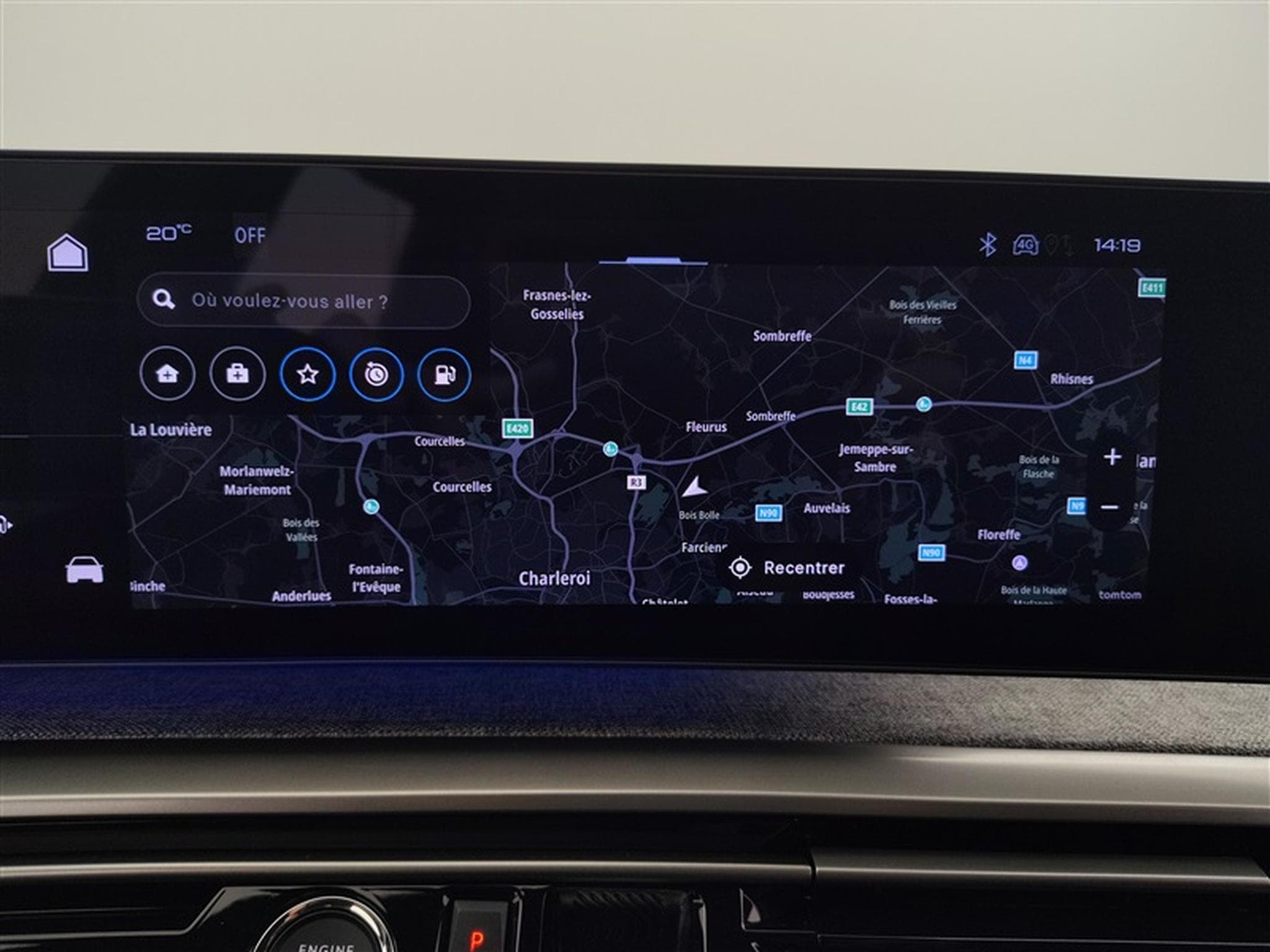 Peugeot 5008 1.2 HYBRID 136cv e-DSC6 GT Pack 7pl. NAVI / CAMERA 360° (2025) - Photo 11
