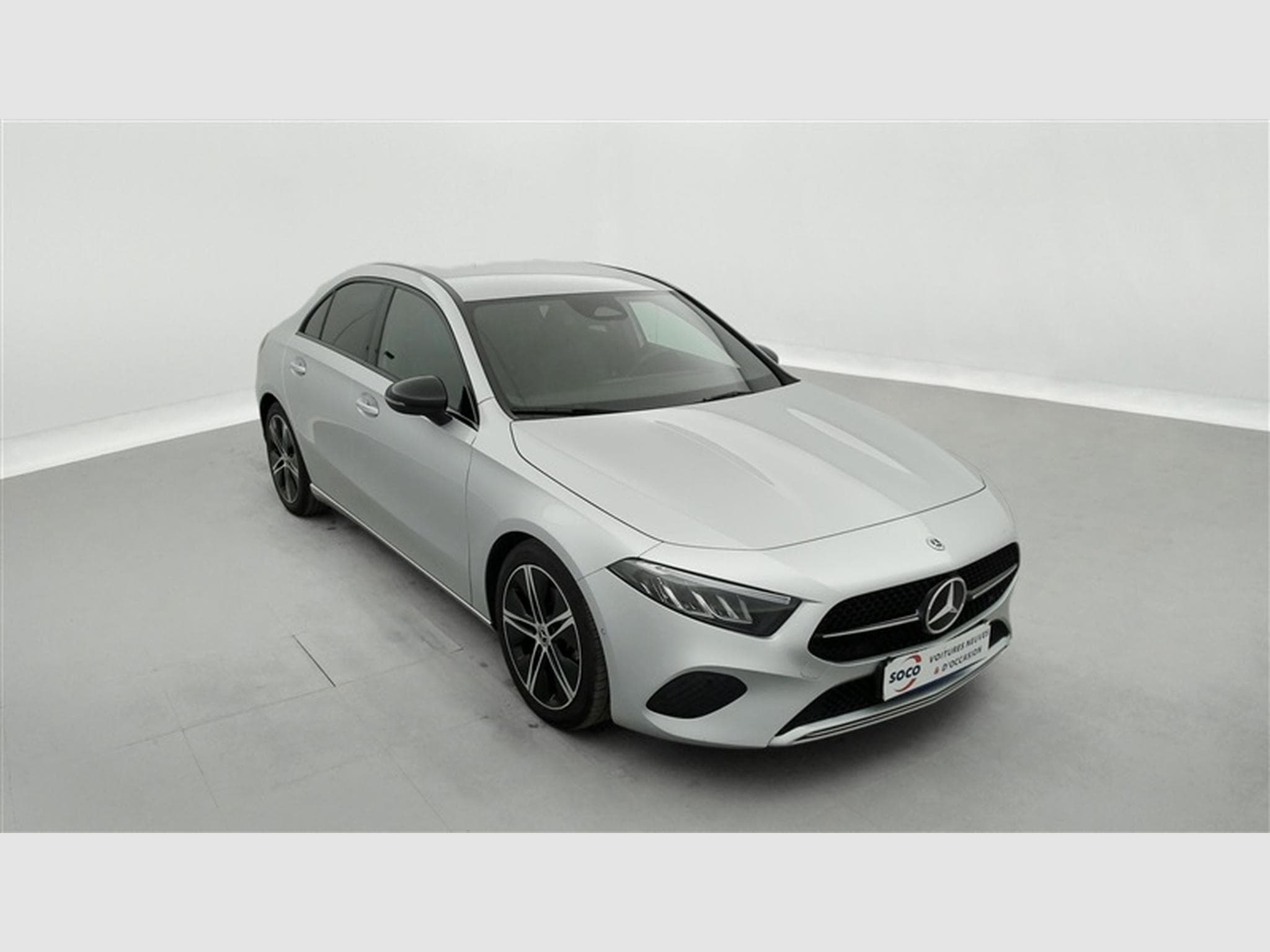 Mercedes A 180 A 180 d Luxury LINE CUIR/NAVI/FULL LED/JA/PDC AV AR (2023) - Photo 21