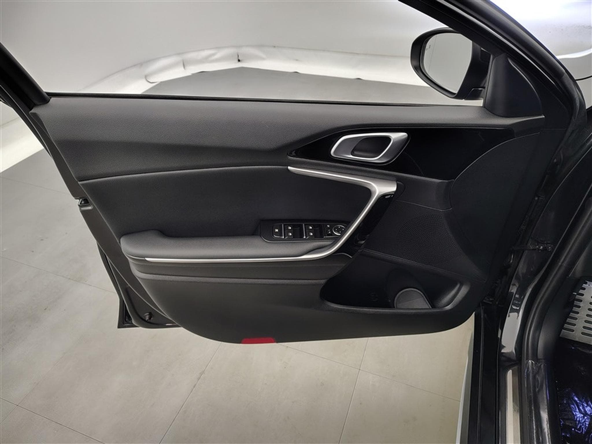 Kia ProCeed 1.5 T-GDI 160Cv GT-Line NAVI LED/ALU/COCKPIT (2024) - Photo 17