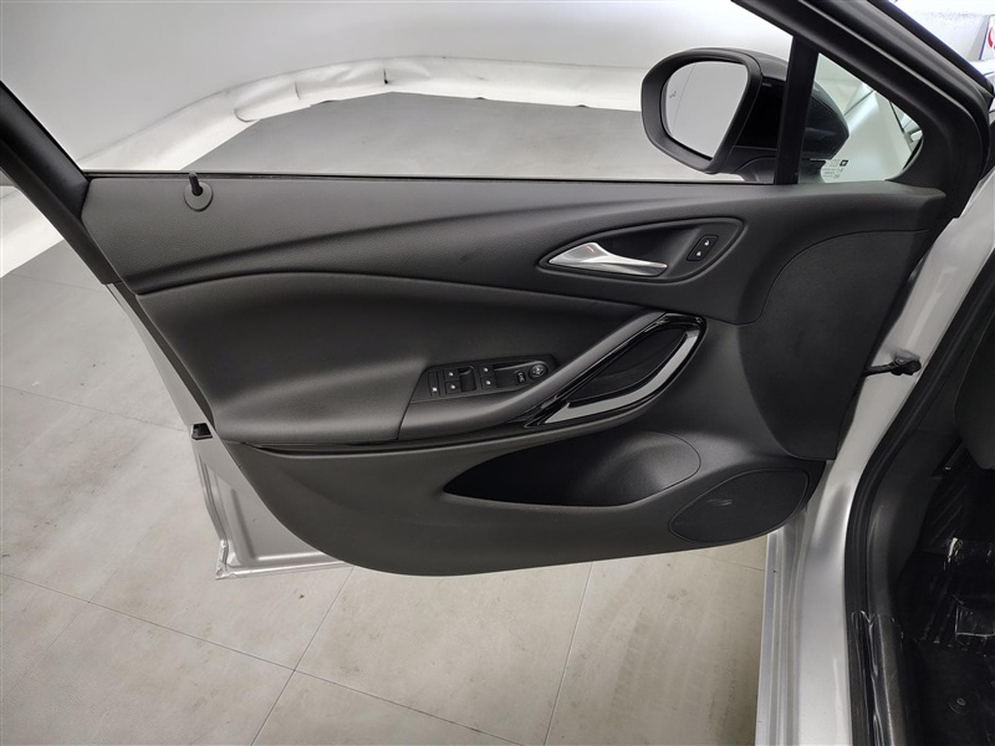 Opel Astra 1.2 Turbo Elegance S/S°NAV°CARPLAY°CAM°FULL LED°PDC AV-AR°JA (2021) - Photo 17