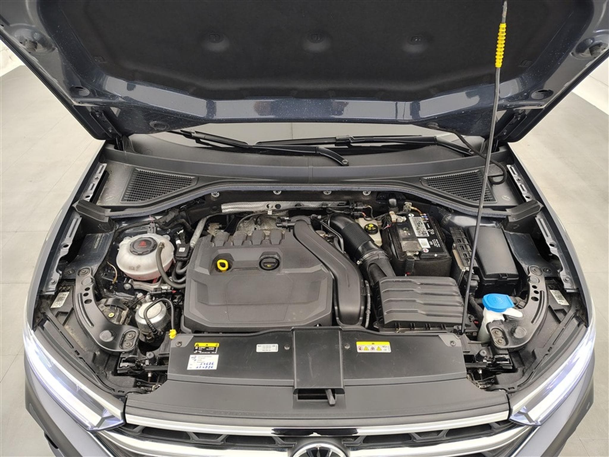 VW T-Roc Cabriolet 1.5 TSI Style DSG CLIM/NAVI/CAMERA (2022) - Photo 21