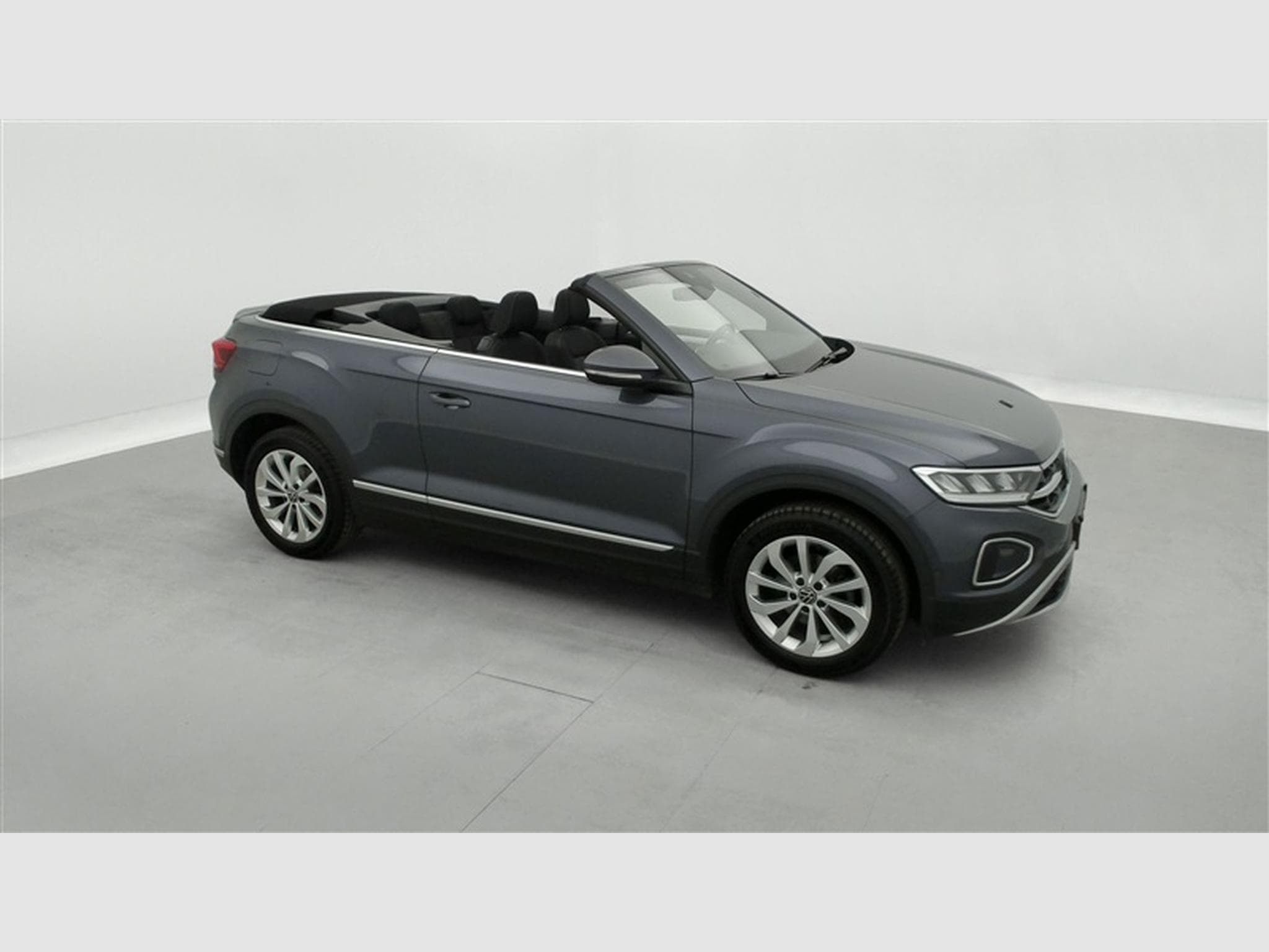 VW T-Roc Cabriolet 1.5 TSI Style DSG CLIM/NAVI/CAMERA (2022) - Photo 25