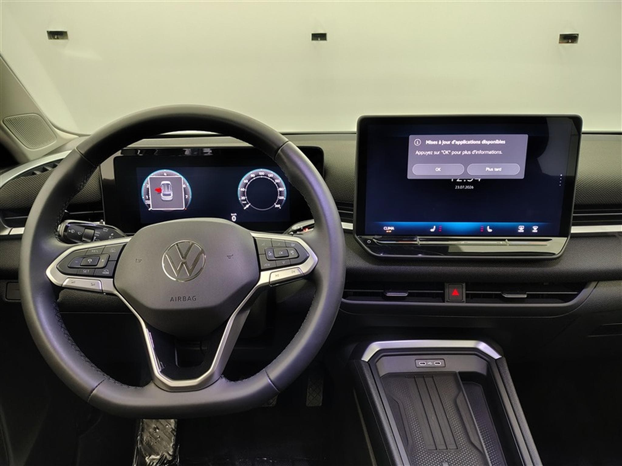 VW T-Roc 1.5 TSI 115cv DSG United CARPLAY / FULL LED / CAMERA (2026) - Photo 9