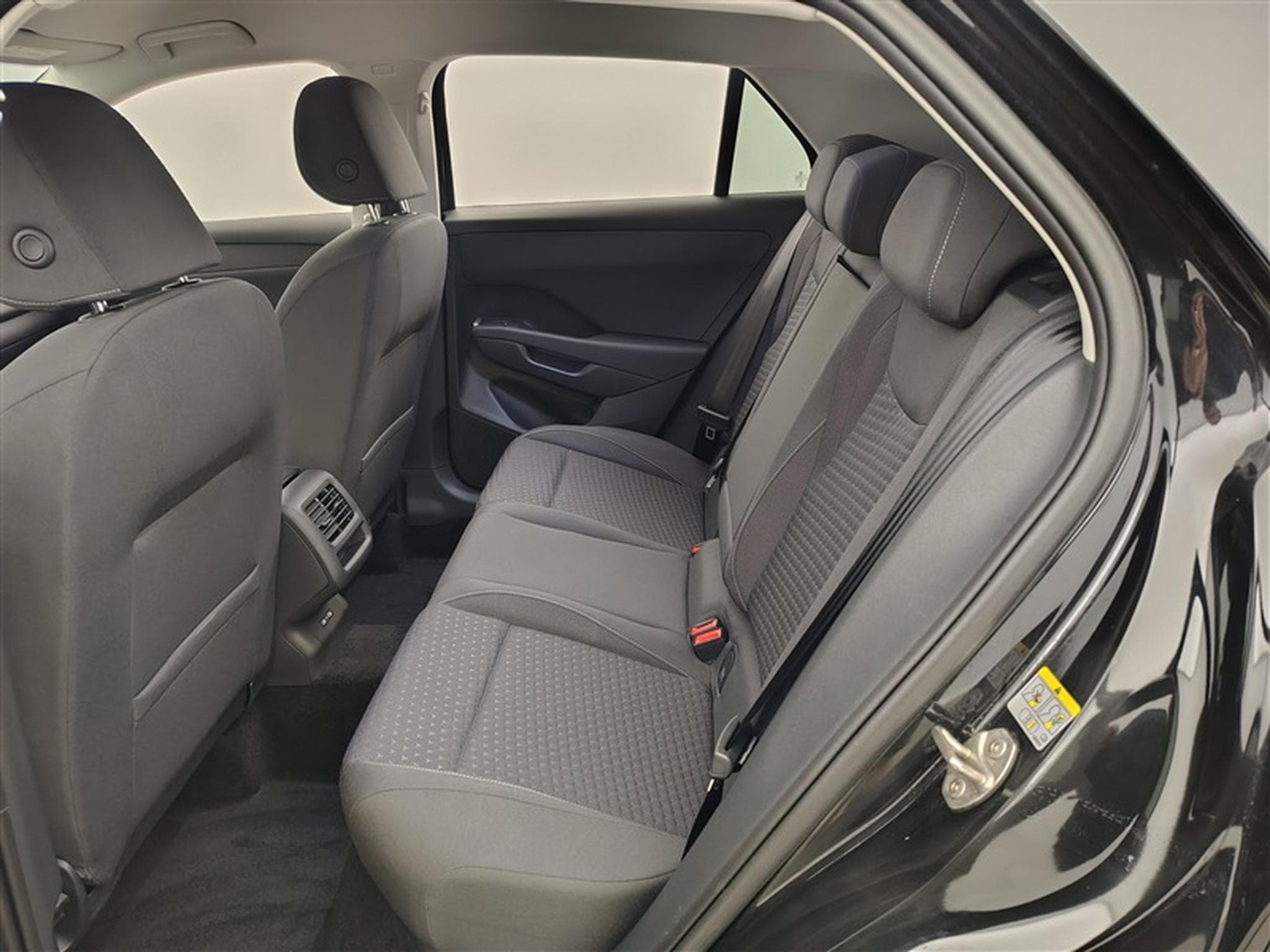 VW T-Roc 1.5 TSI 115cv DSG United CARPLAY / FULL LED / CAMERA (2026) - Photo 13