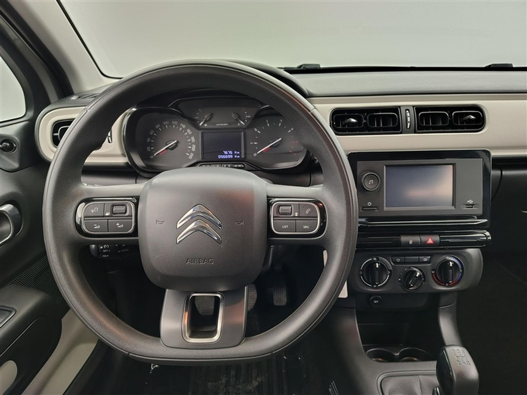 Citroën C3 1.2i PureTech 82Cv Live (2021) - Photo 9