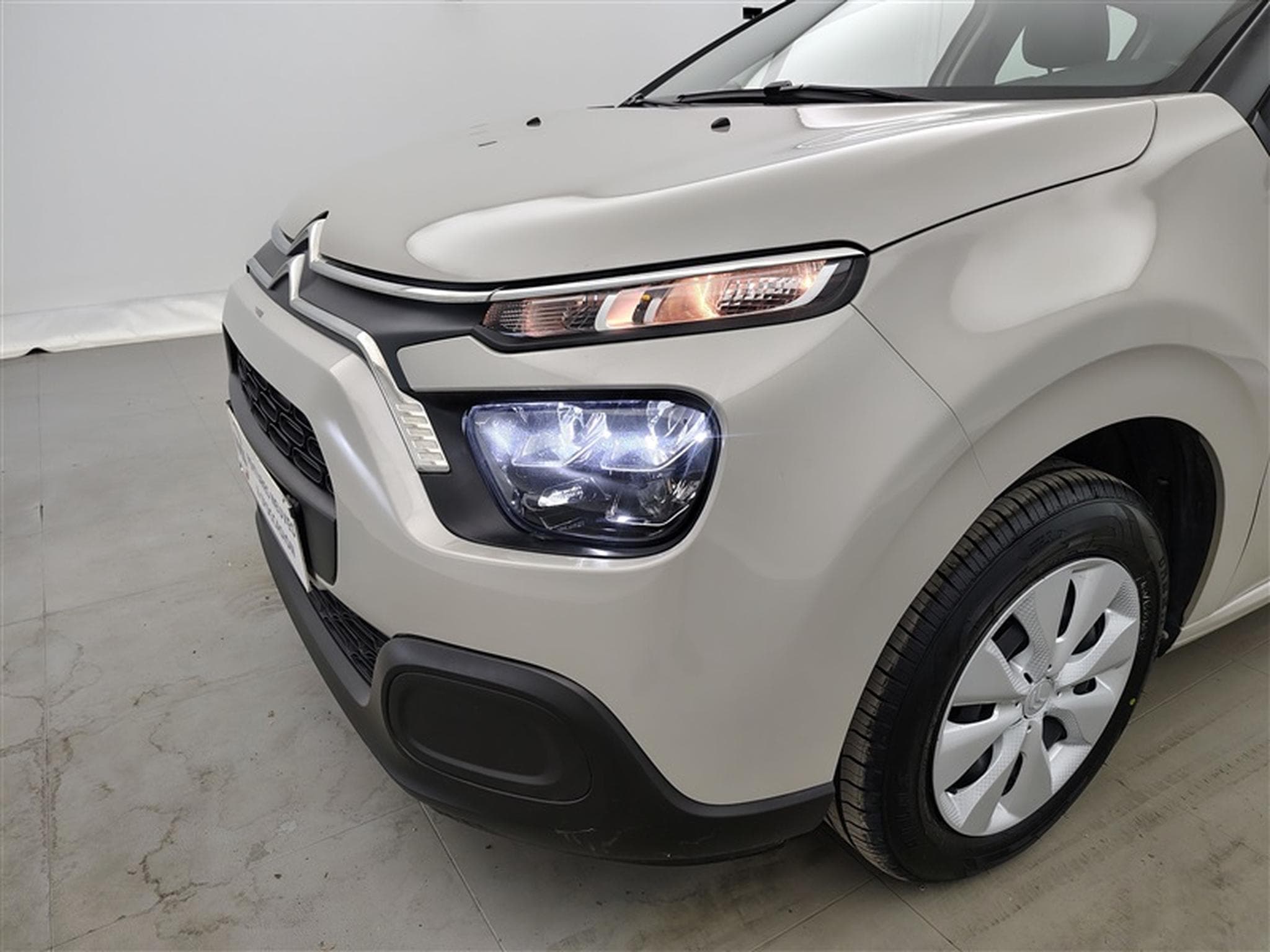 Citroën C3 1.2i PureTech 82Cv Live (2021) - Photo 15