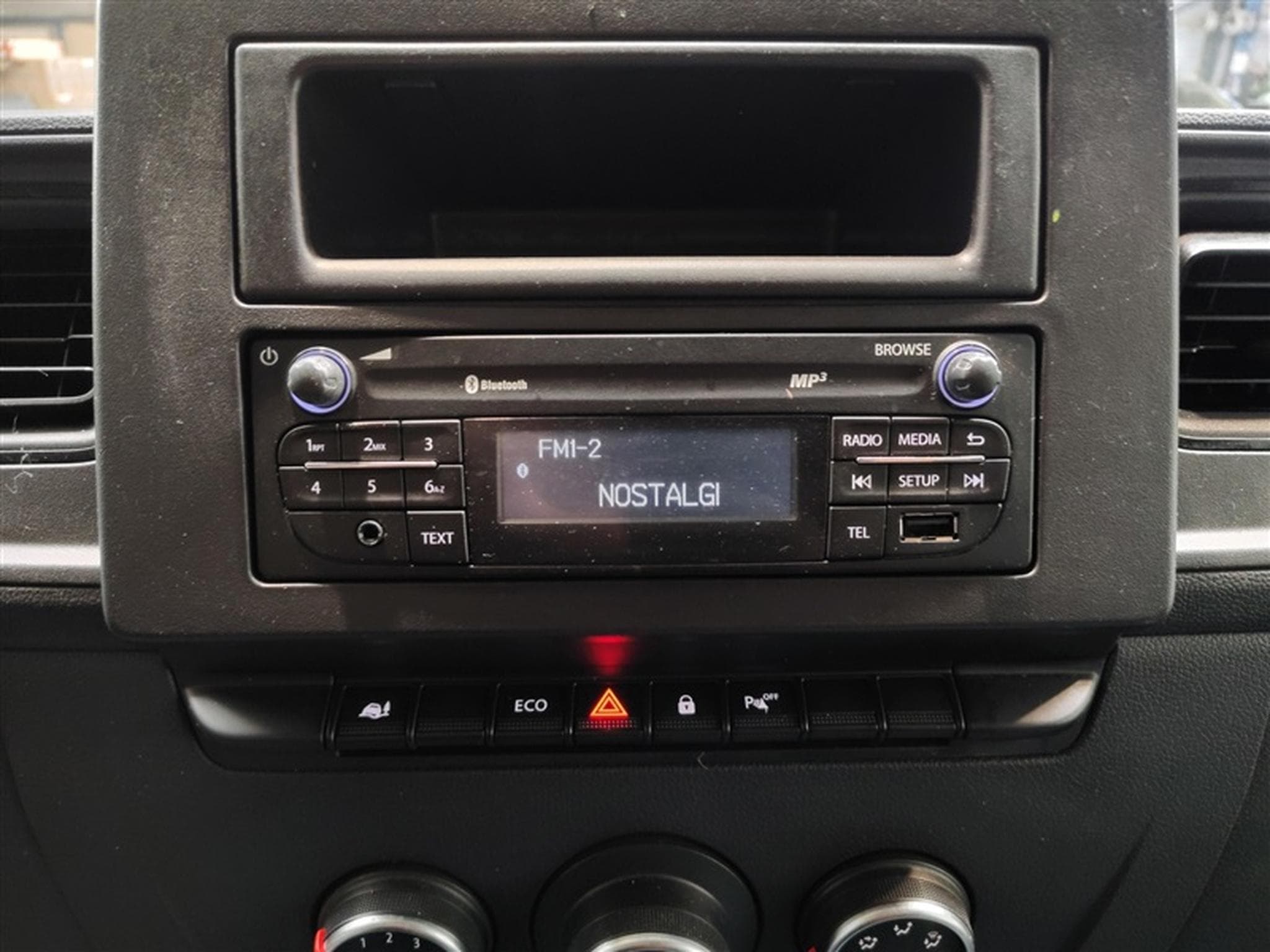 Nissan Interstar 2.3 dCi 35 L2H2 Airco / PDC (2023) - Photo 11