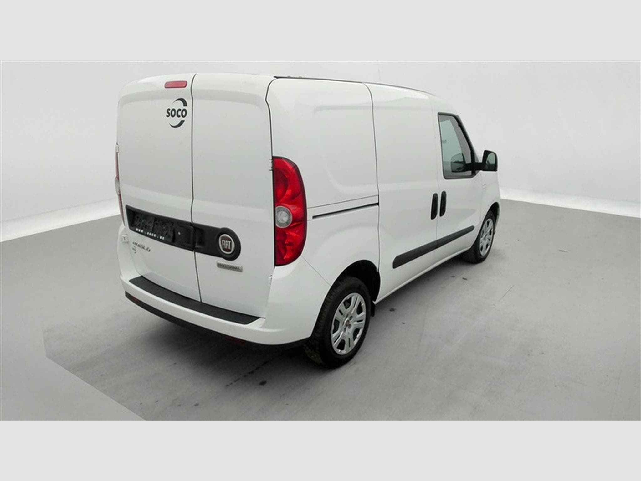 Fiat Doblo 1.6 MJET Cargo CLIM / CARPLAY (2023) - Photo 24