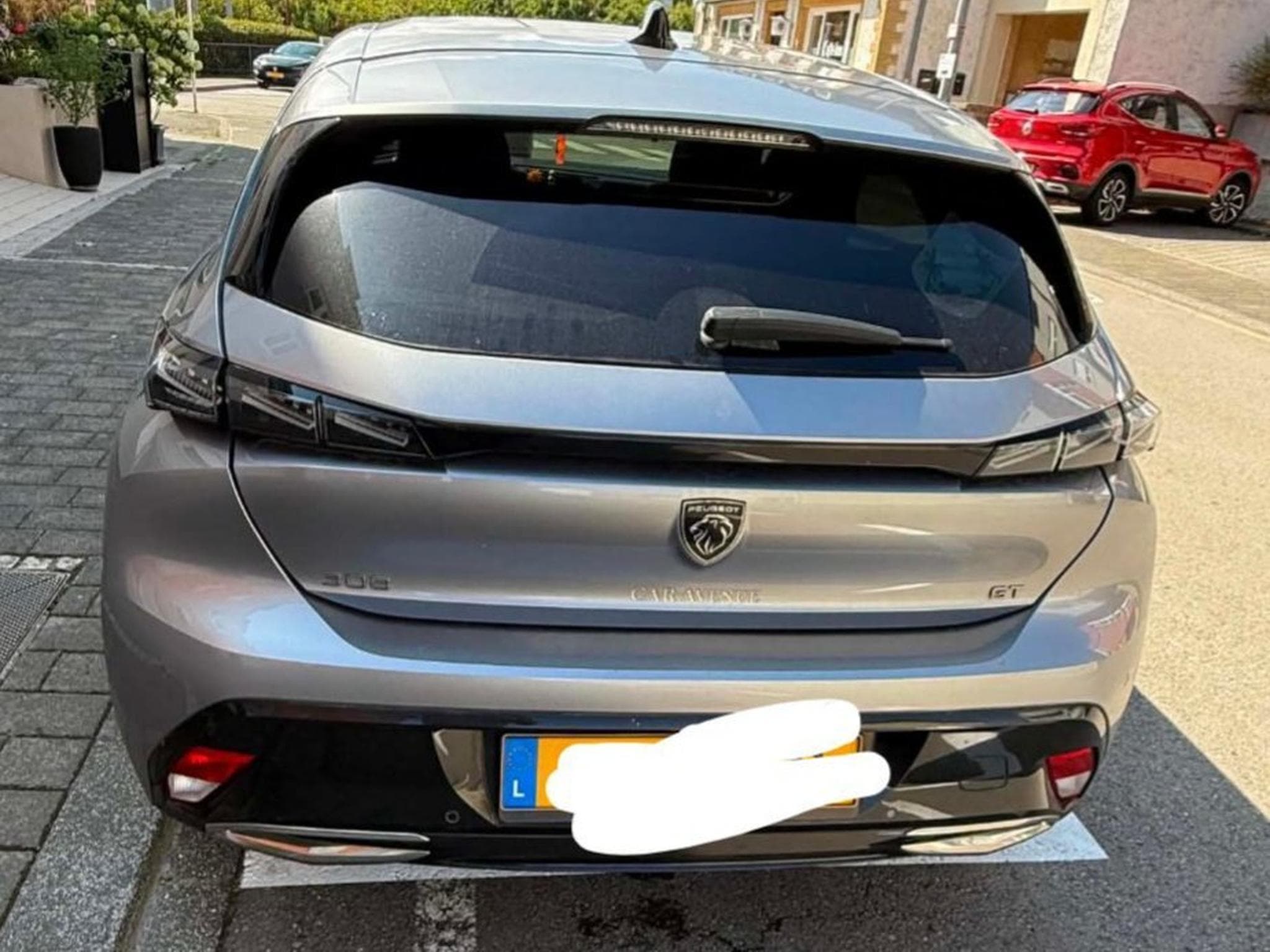 Peugeot 308 New 308 GT 1.5 BLUEHDI (2022) - Photo 2
