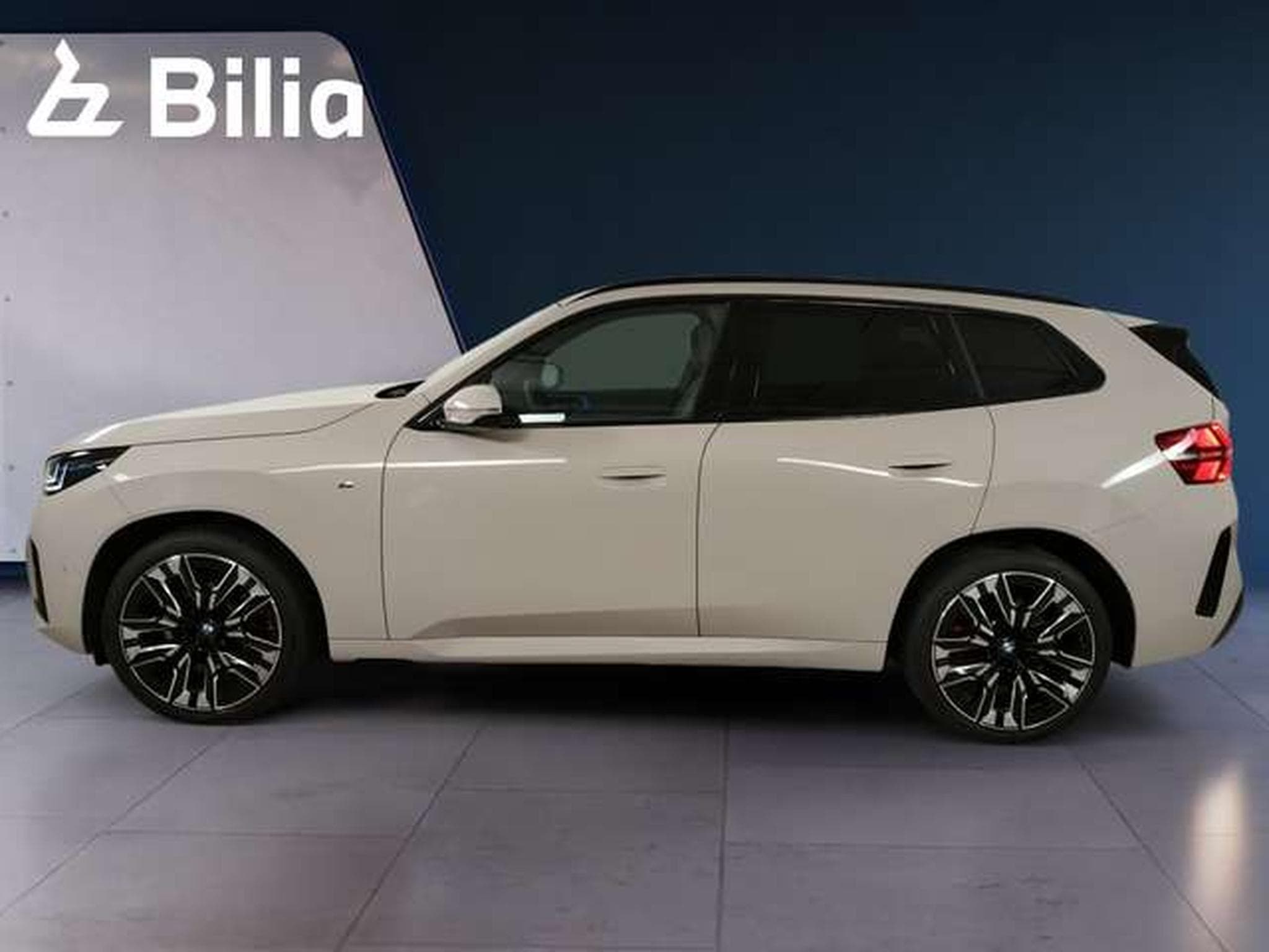 BMW X3 xDrive20i HK HiFi DAB LED (2025) - Photo 3