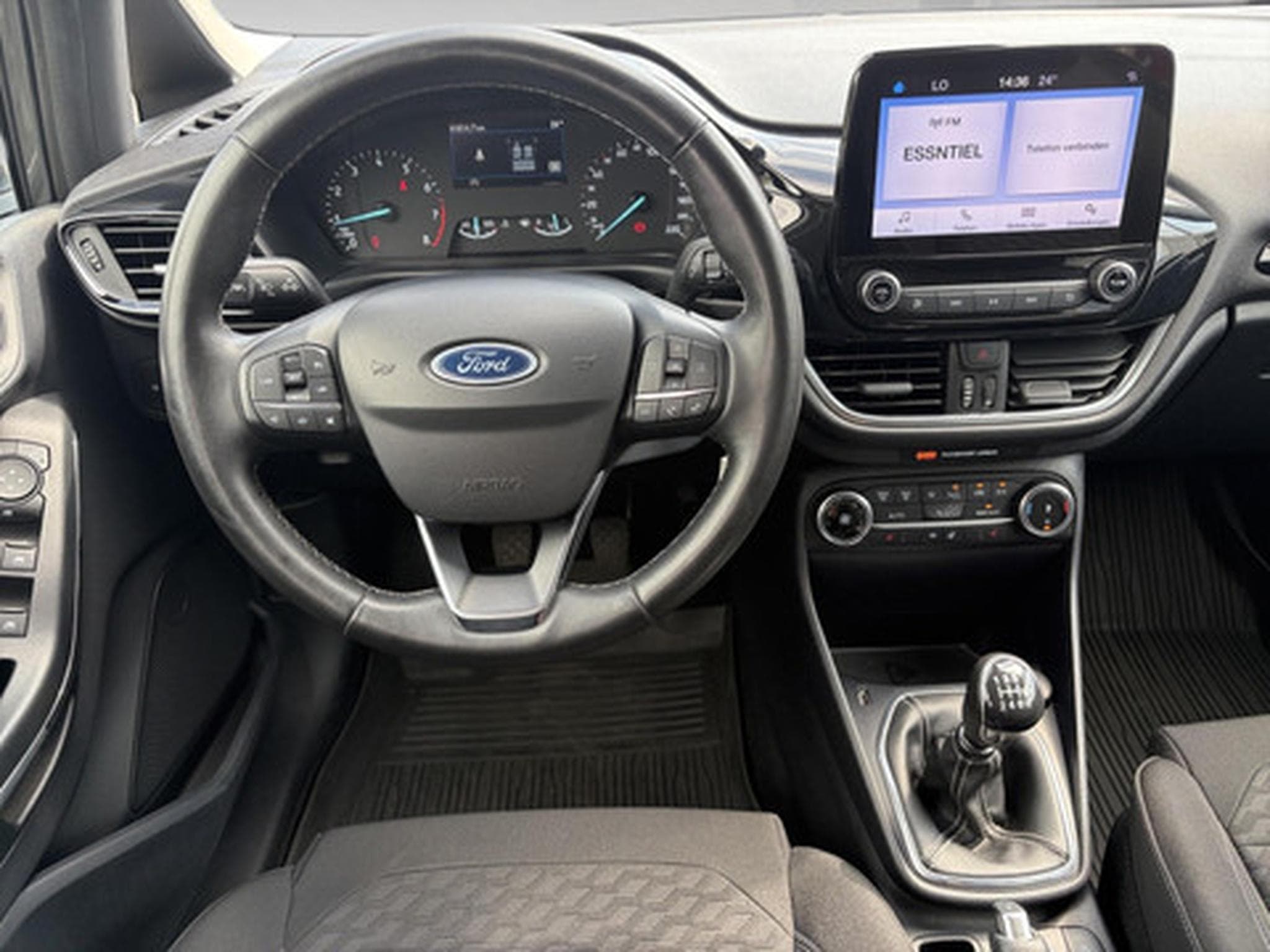 Ford Fiesta 1.0i EcoBoost MHEV 92kW Titanium (2023) - Photo 6