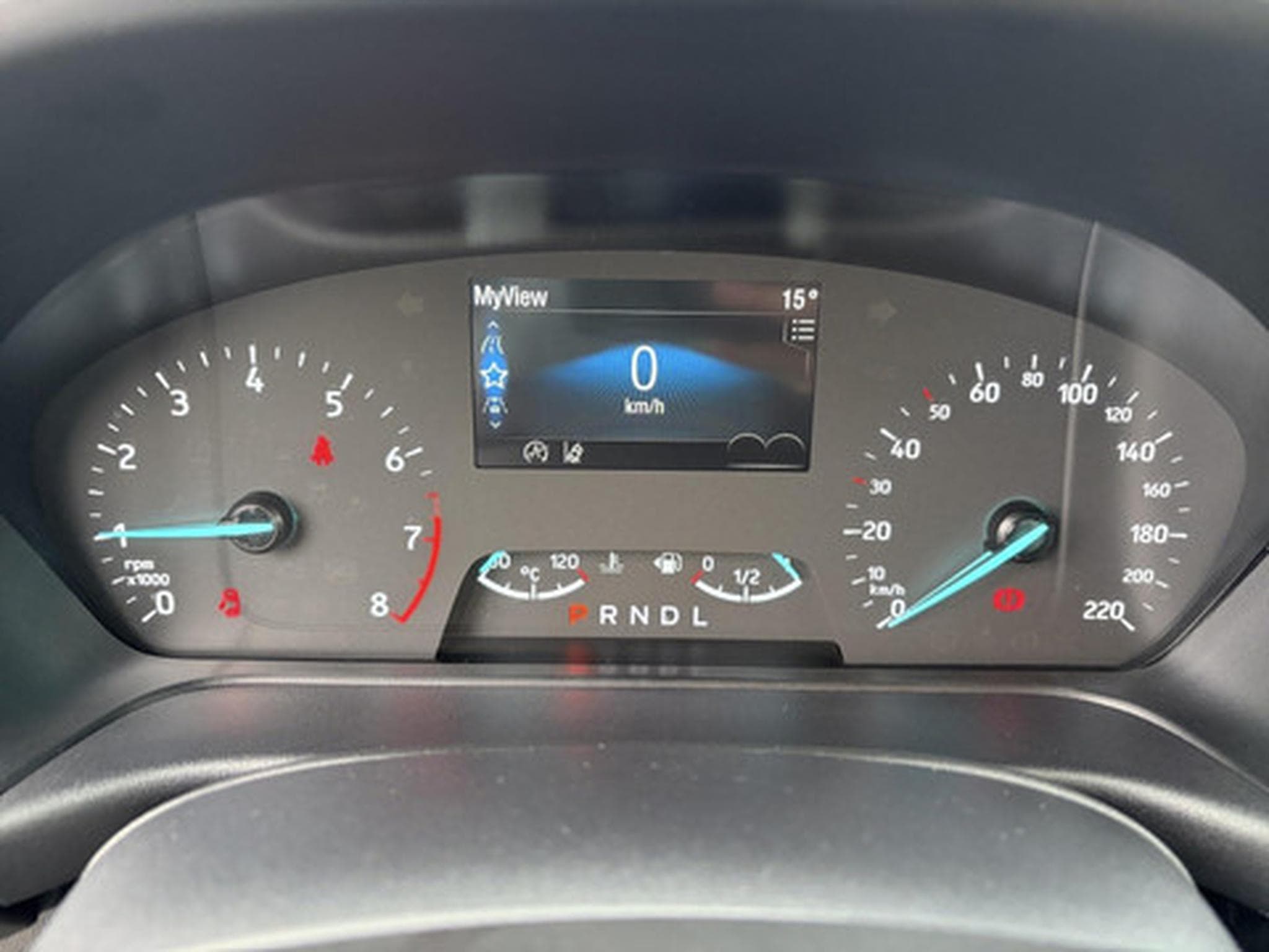 Ford Fiesta 1.0i EcoBoost MHEV 92kW DCT Titanium (2023) - Photo 2