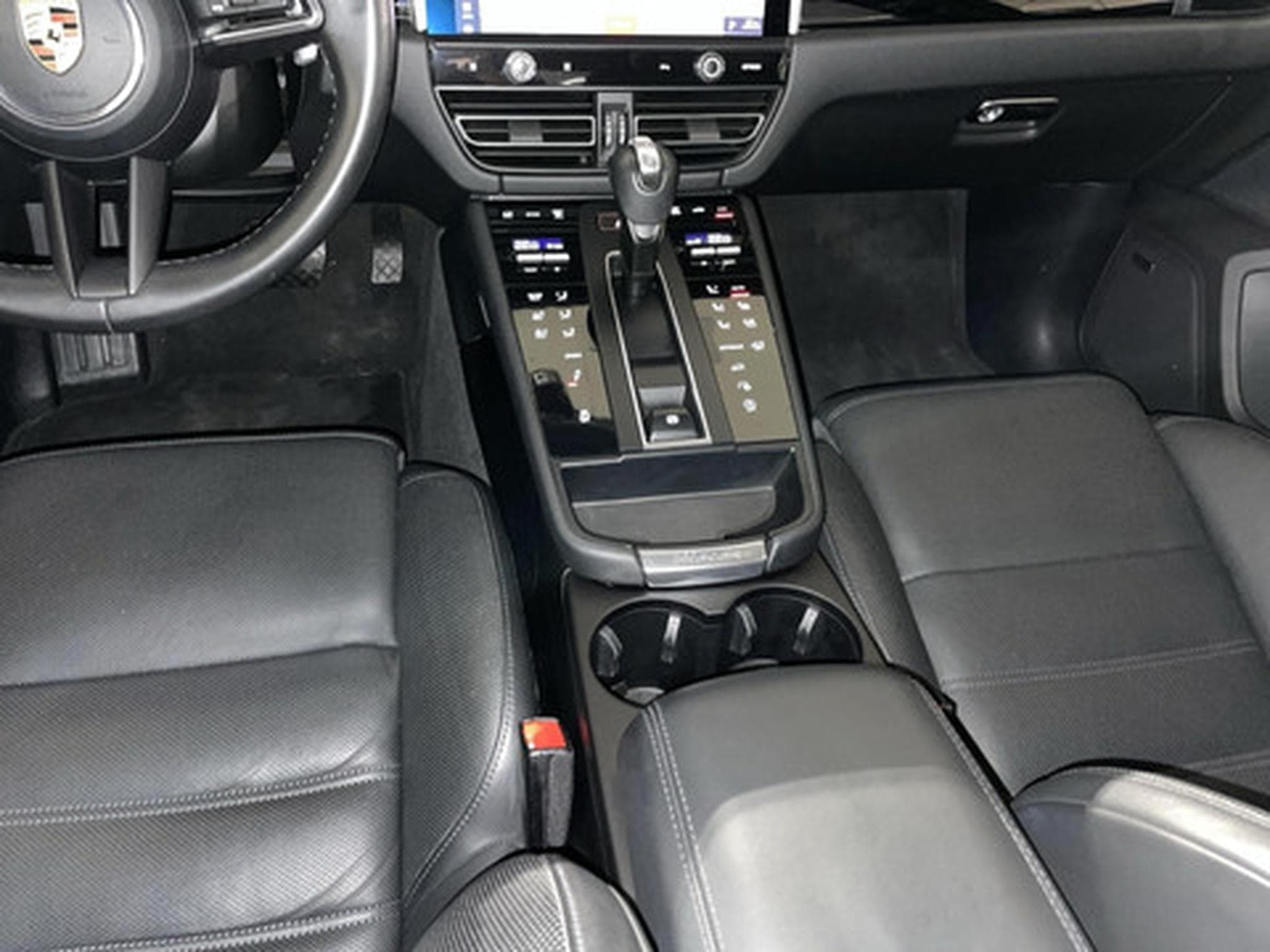 Porsche Macan Macan S (2022) - Photo 10