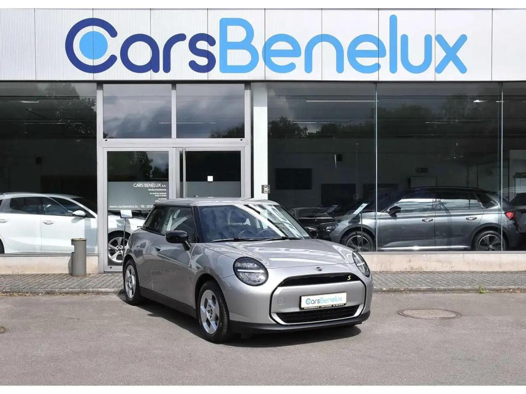 Mini Cooper (2024) - Photo 1